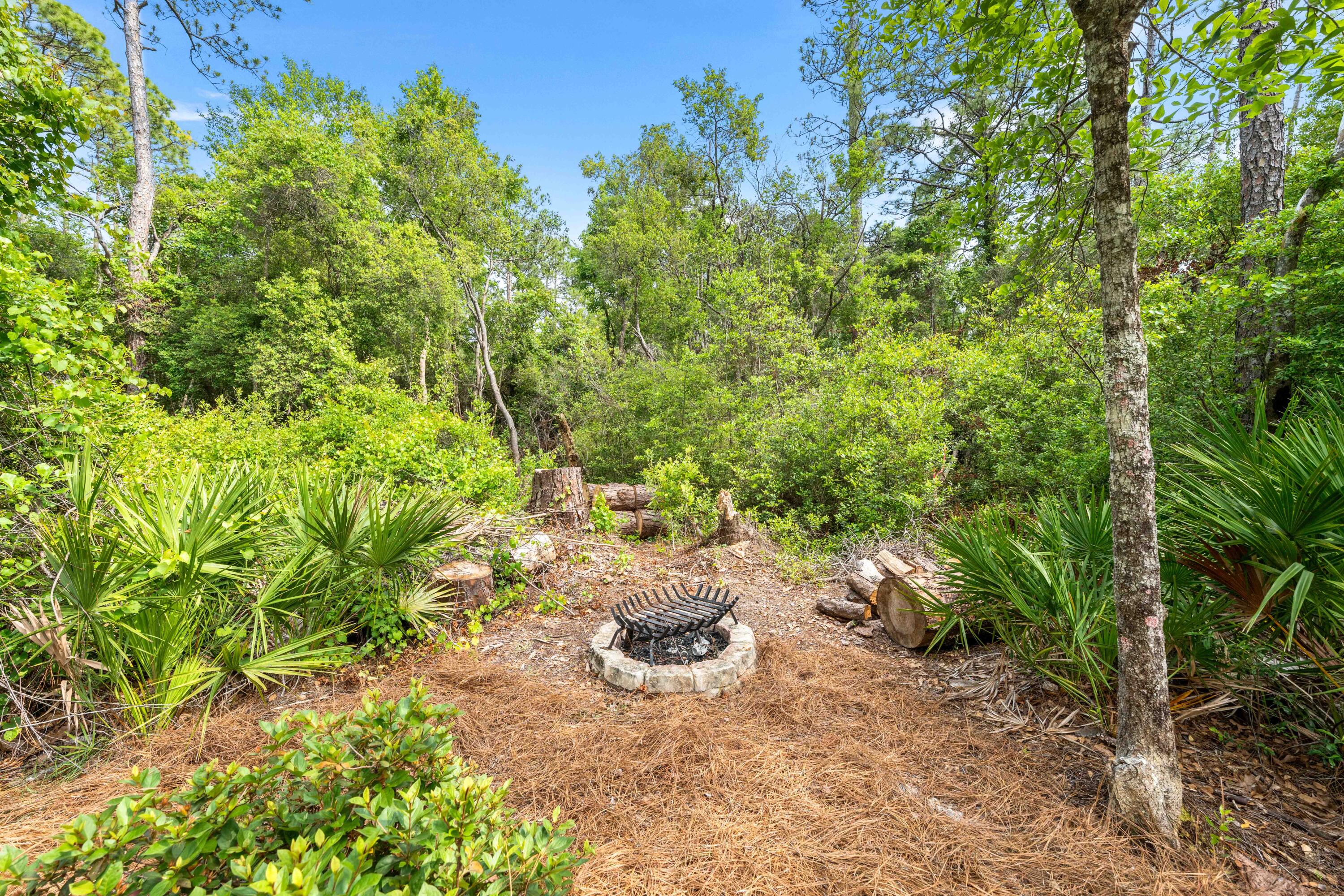 MAGNOLIA BEACH - Residential