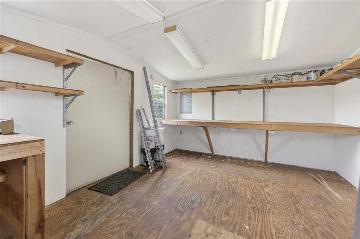 LILLIAN WOODS - Residential