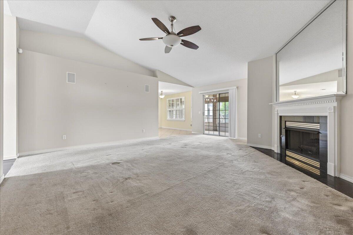 LILLIAN WOODS - Residential