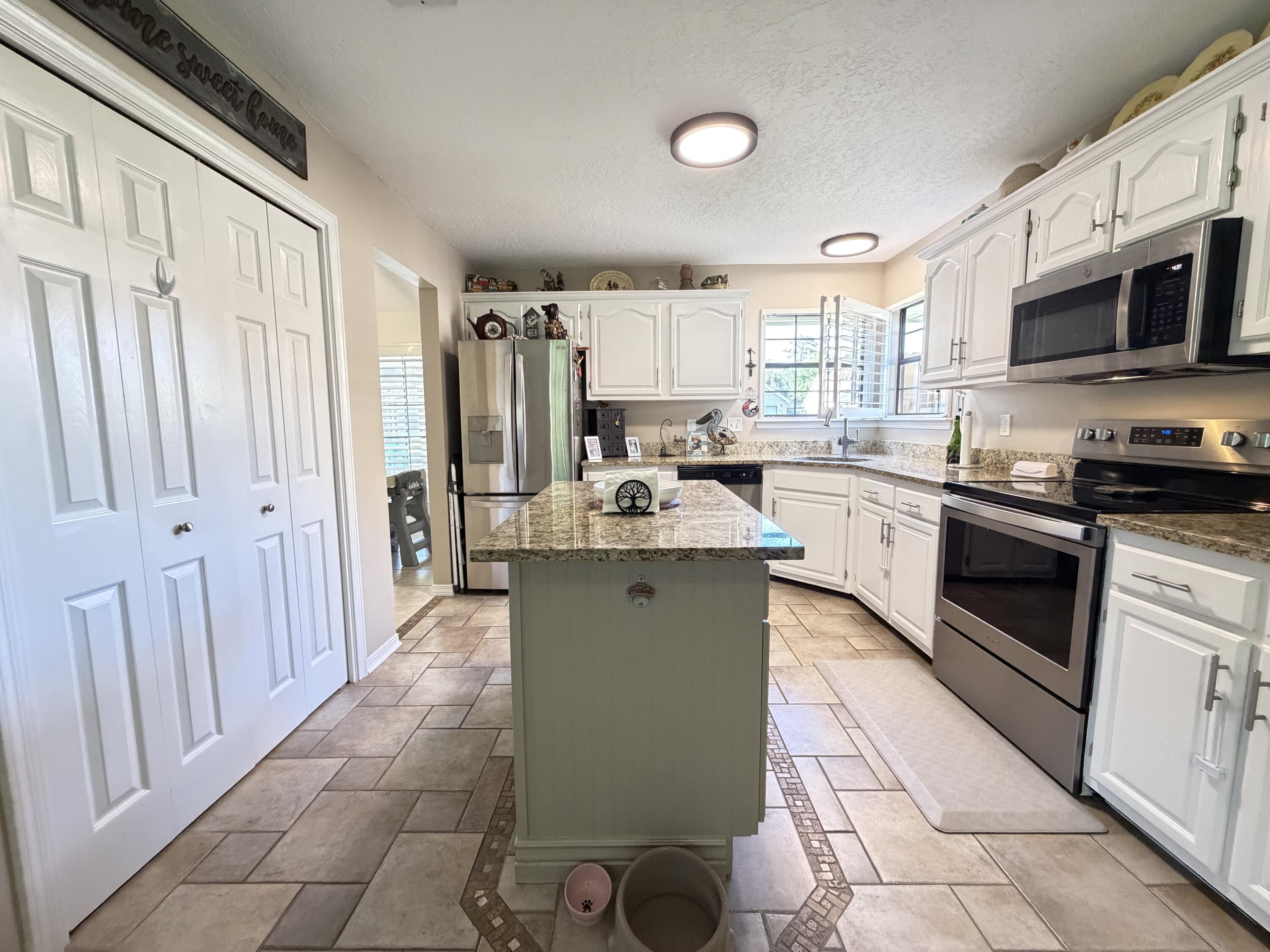 OVERBROOK 2ND ADDN - Residential