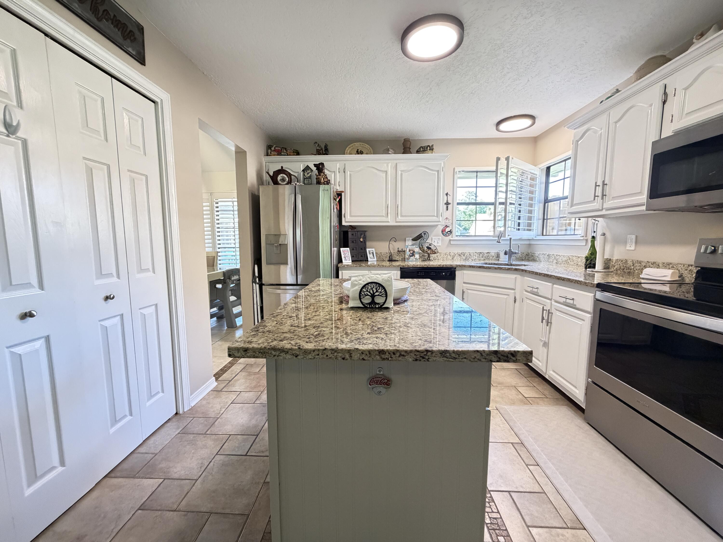 OVERBROOK 2ND ADDN - Residential