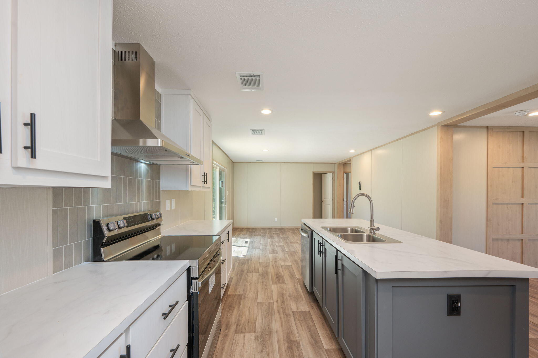 OAKWOOD HILLS UNIT 1 - Residential