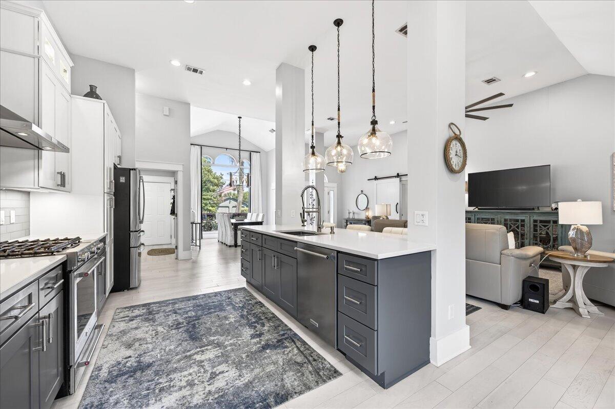 BAYBRIDGE S/D - Residential