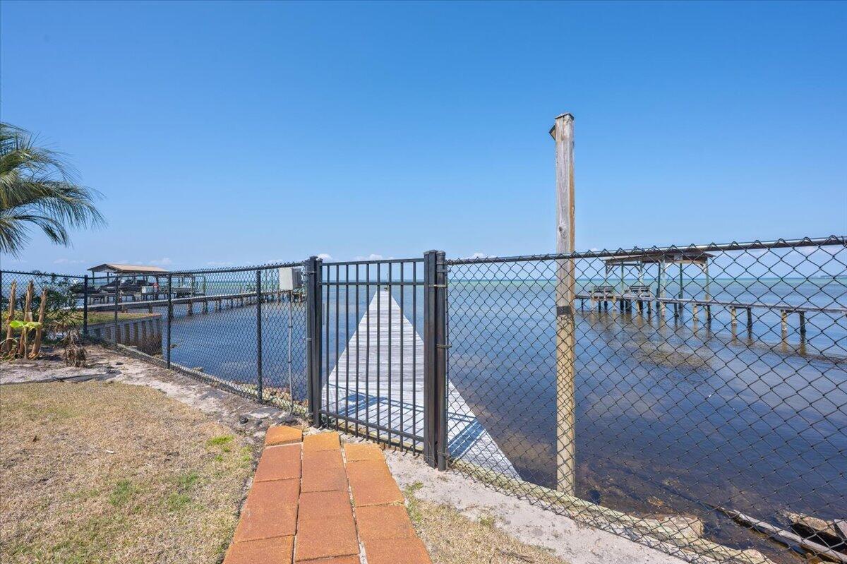 BAYBRIDGE S/D - Residential