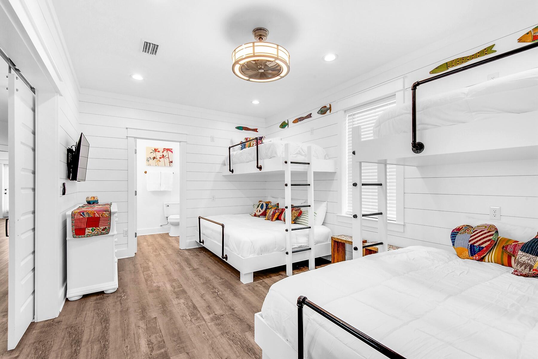 CRYSTAL BEACH - Residential