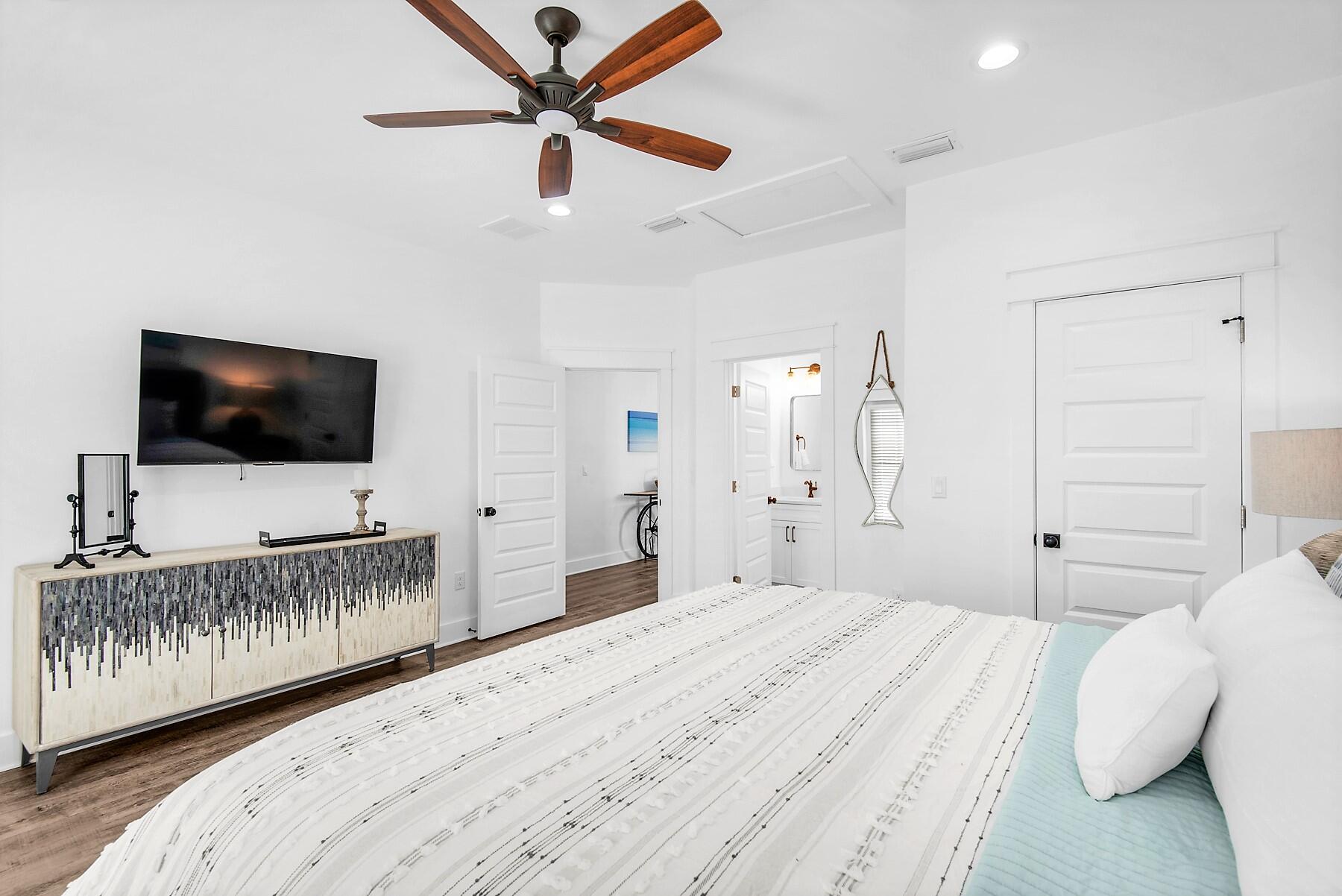 CRYSTAL BEACH - Residential