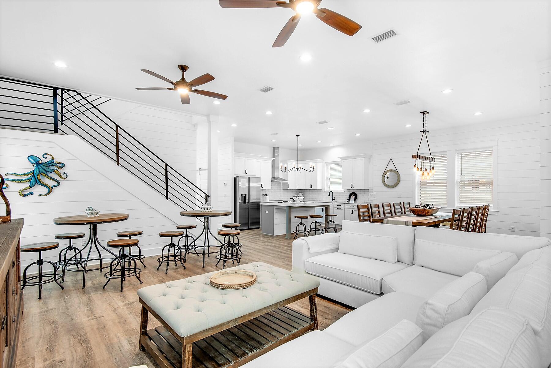 CRYSTAL BEACH - Residential