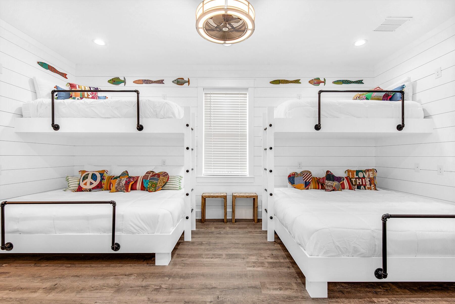 CRYSTAL BEACH - Residential