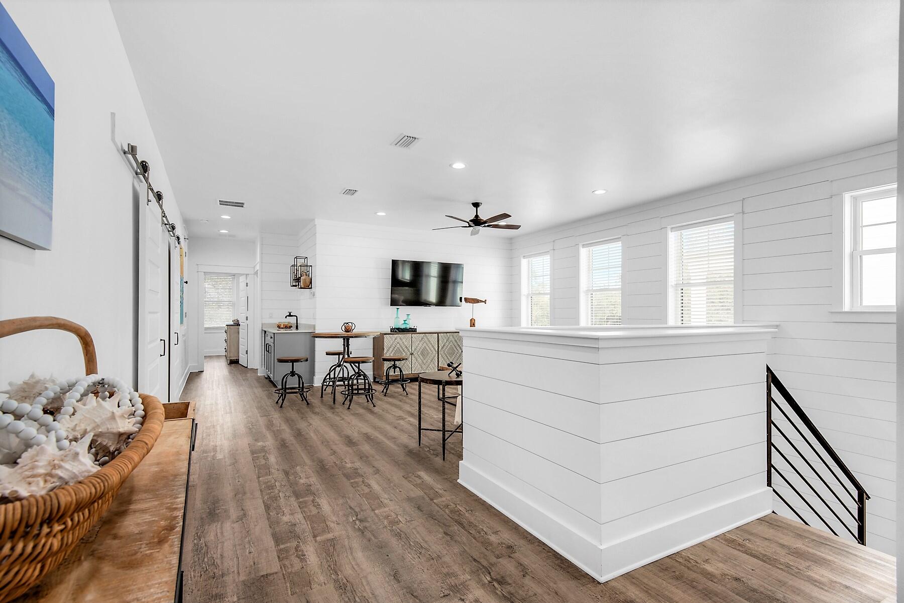 CRYSTAL BEACH - Residential