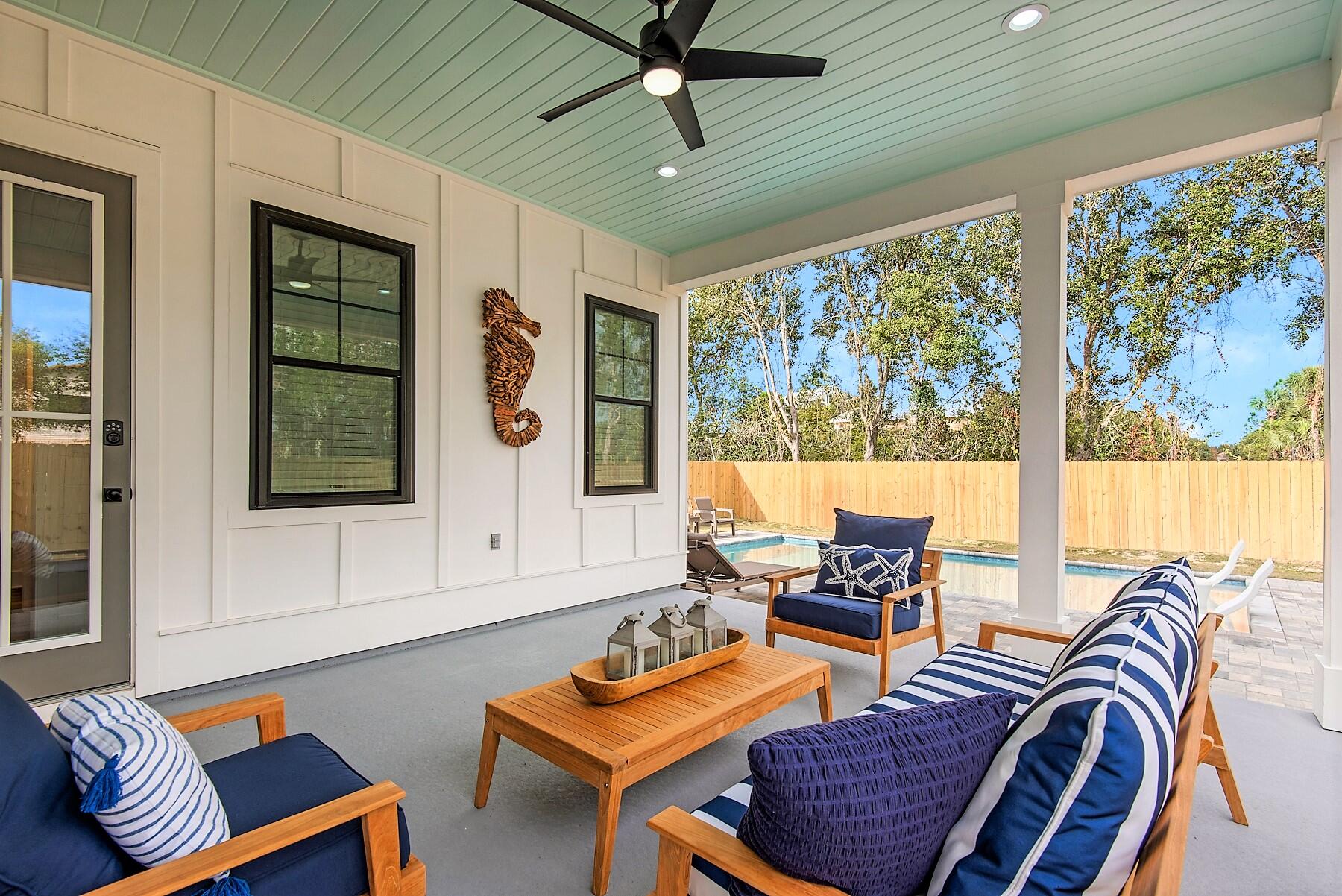 CRYSTAL BEACH - Residential