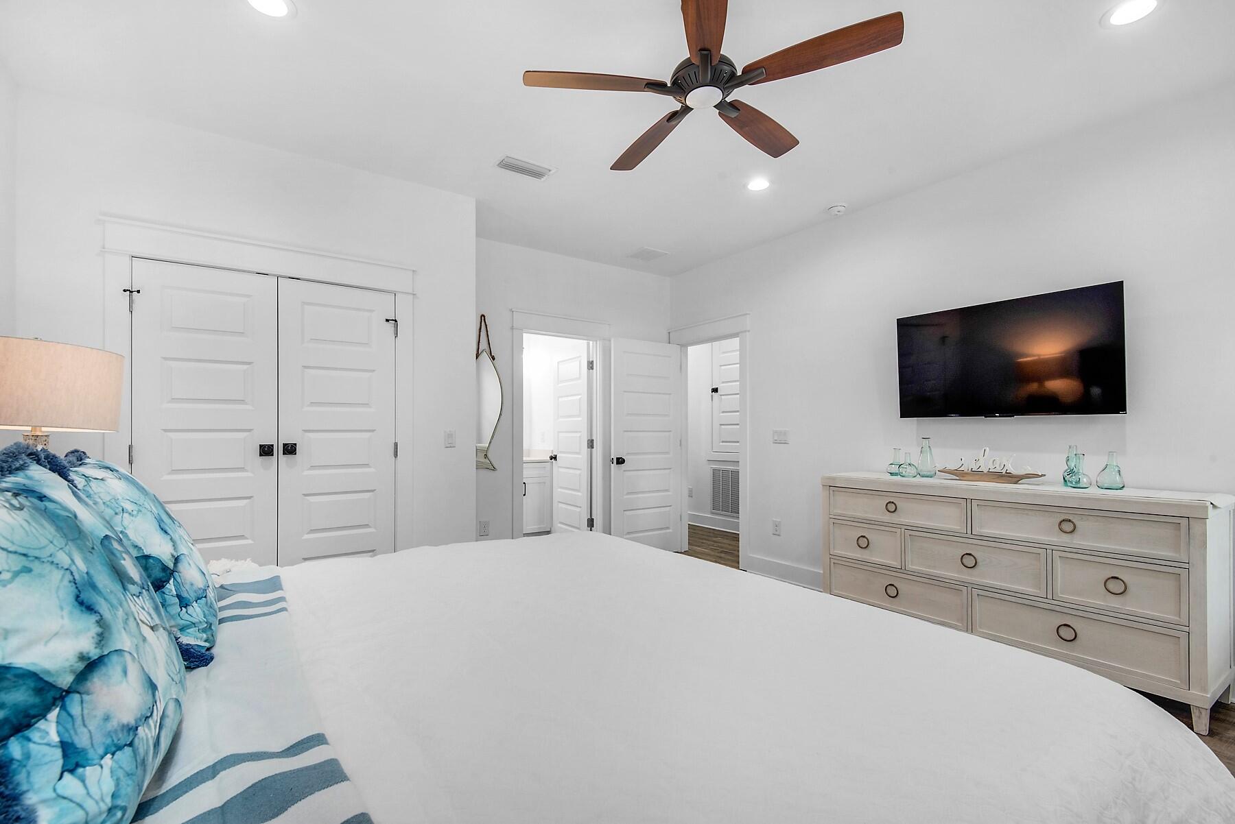 CRYSTAL BEACH - Residential