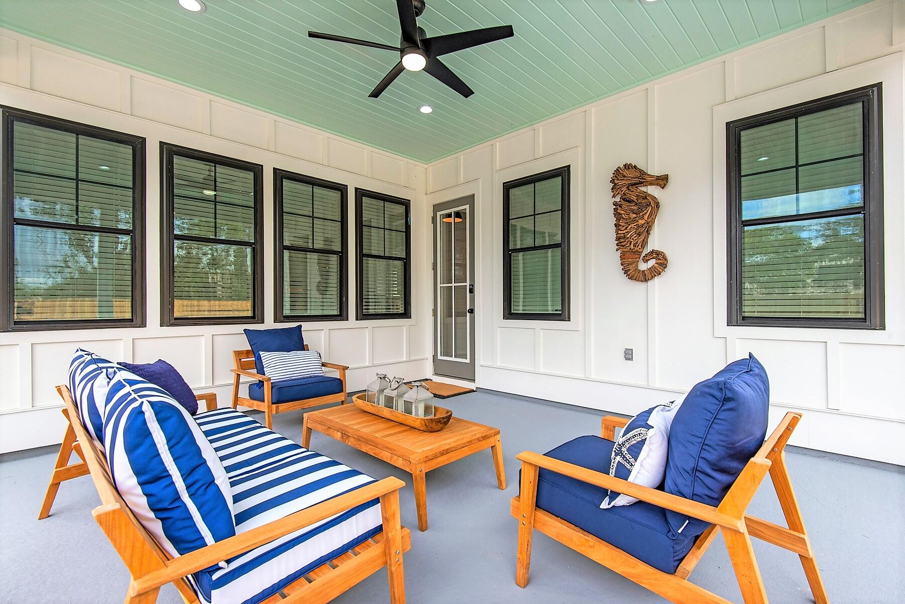 CRYSTAL BEACH - Residential