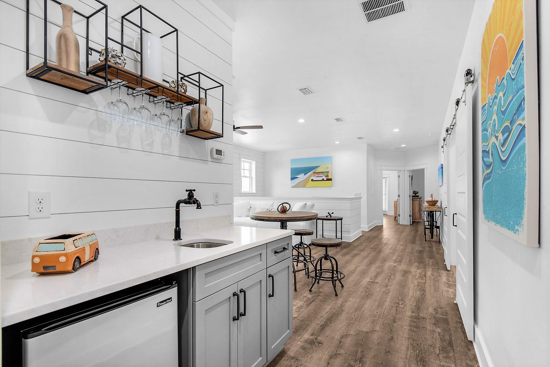 CRYSTAL BEACH - Residential