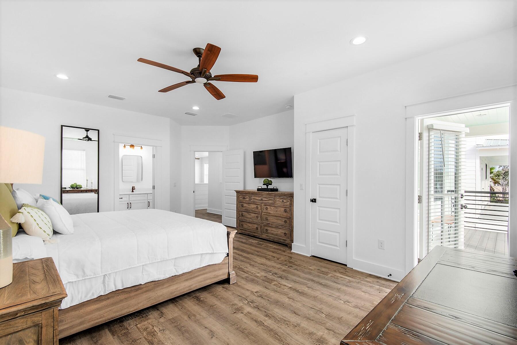 CRYSTAL BEACH - Residential