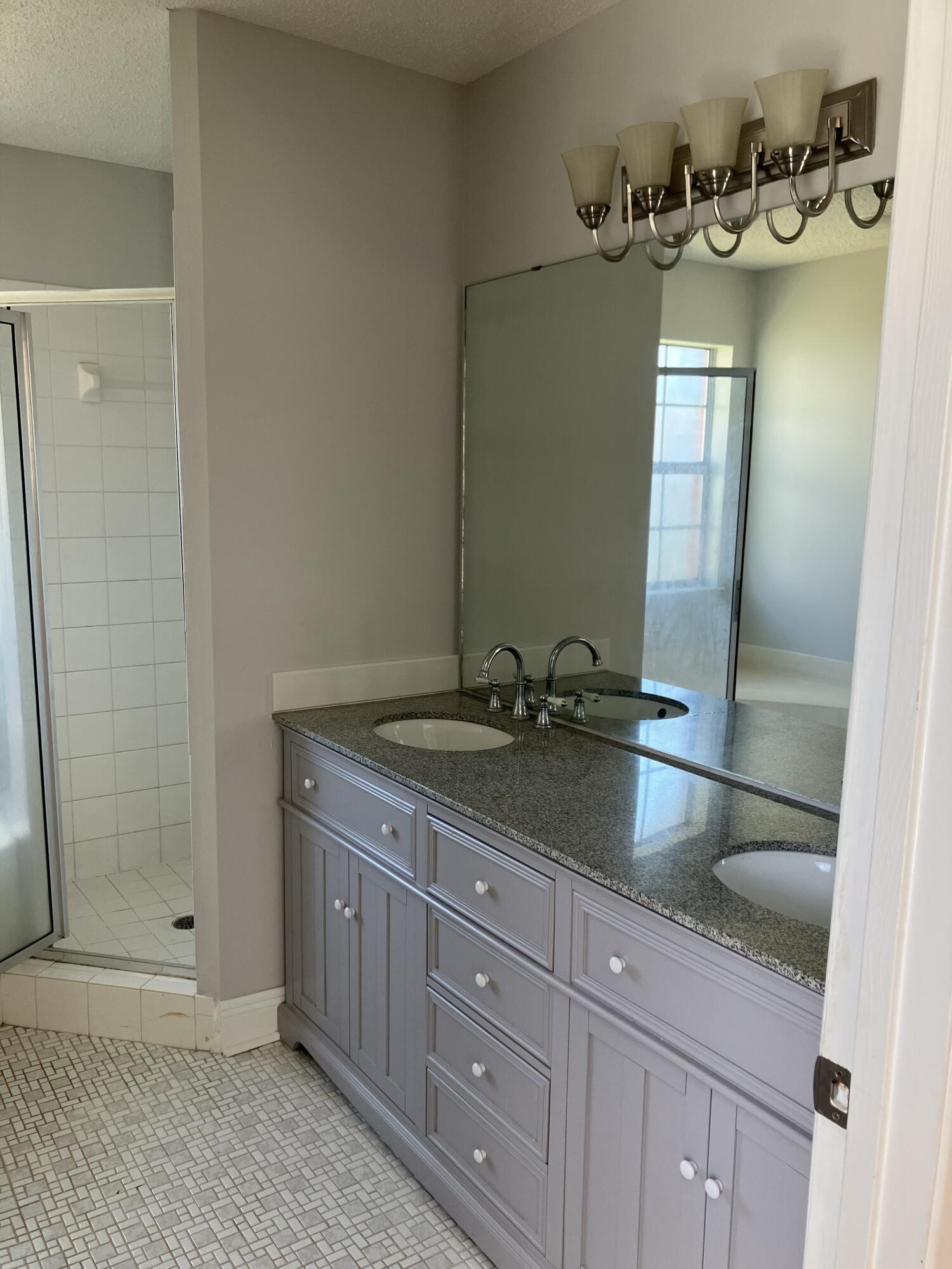 Bluewater Bay/Parkwood Lane Area - Residential Lease