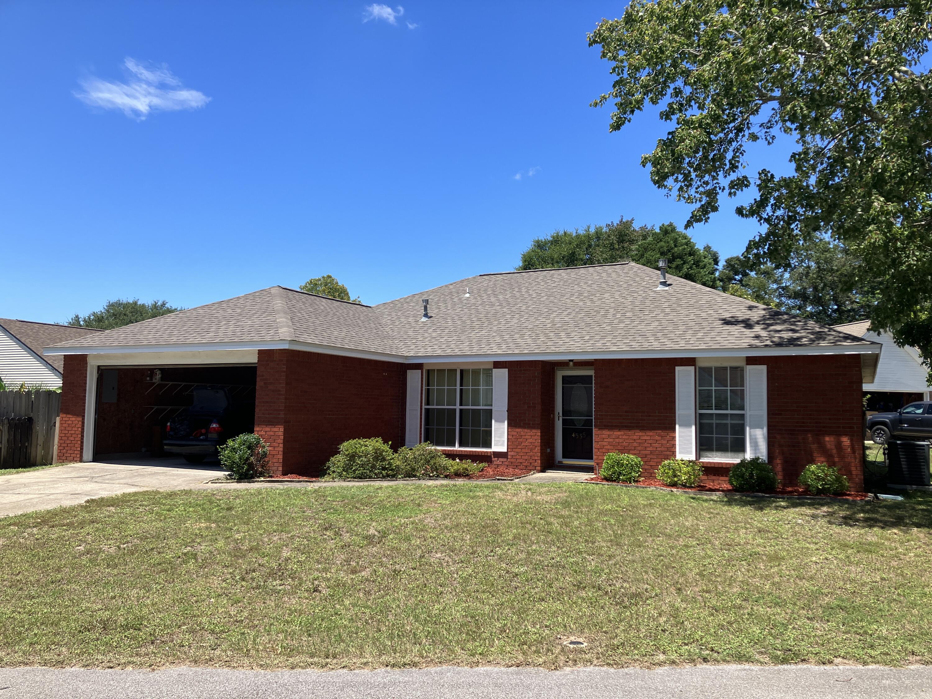 Bluewater Bay/Parkwood Lane Area - Residential Lease