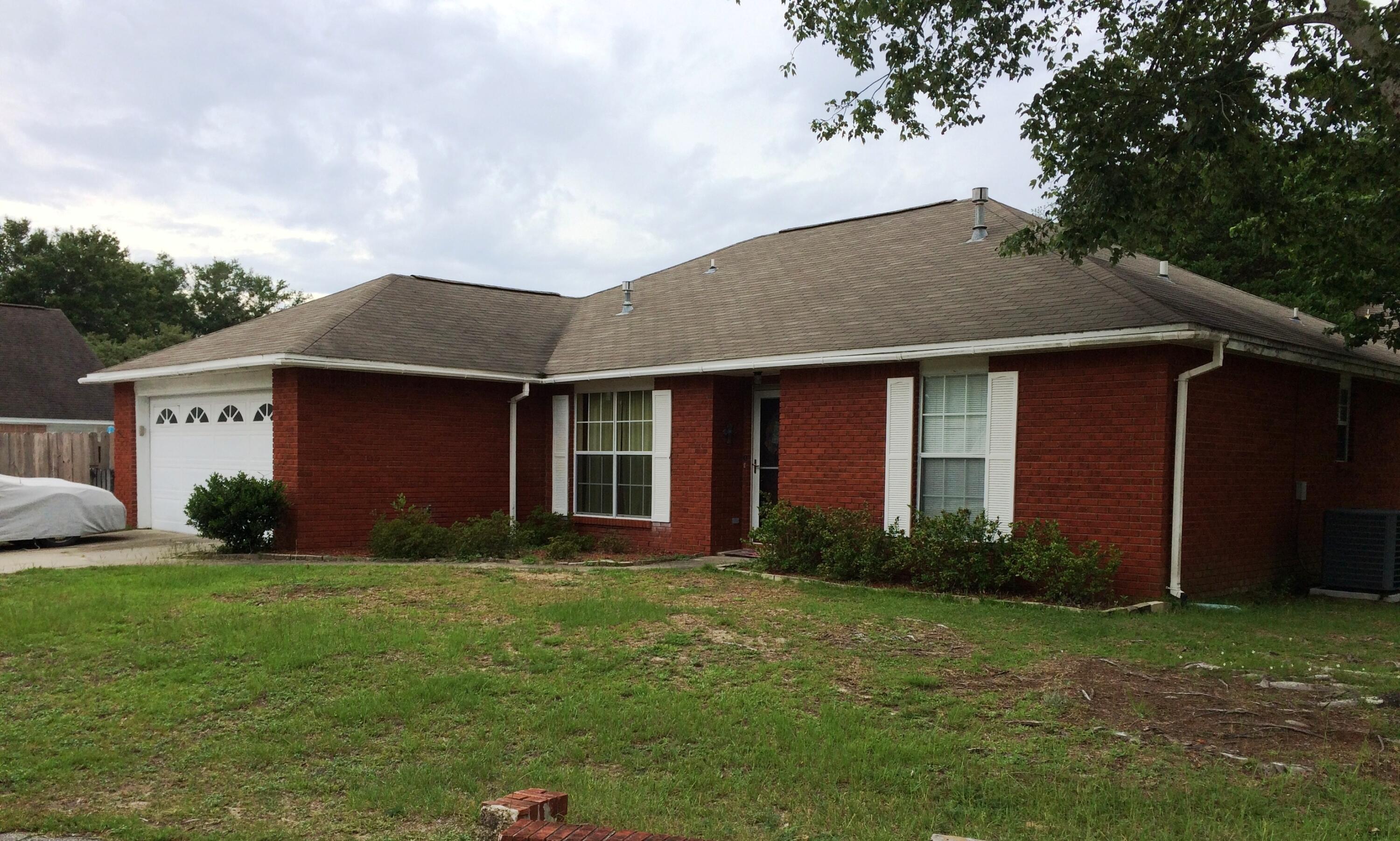 Bluewater Bay/Parkwood Lane Area - Residential Lease