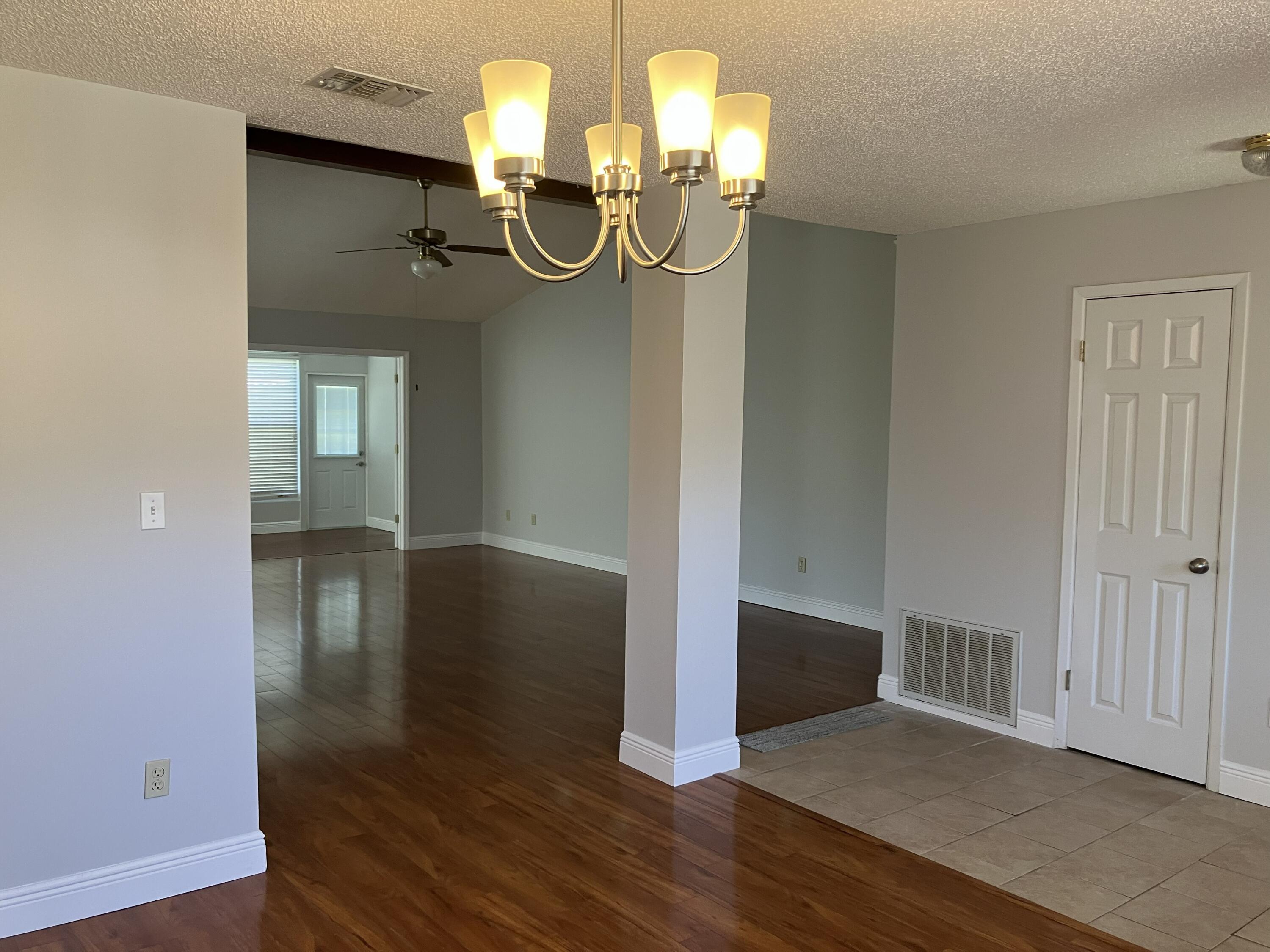Bluewater Bay/Parkwood Lane Area - Residential Lease