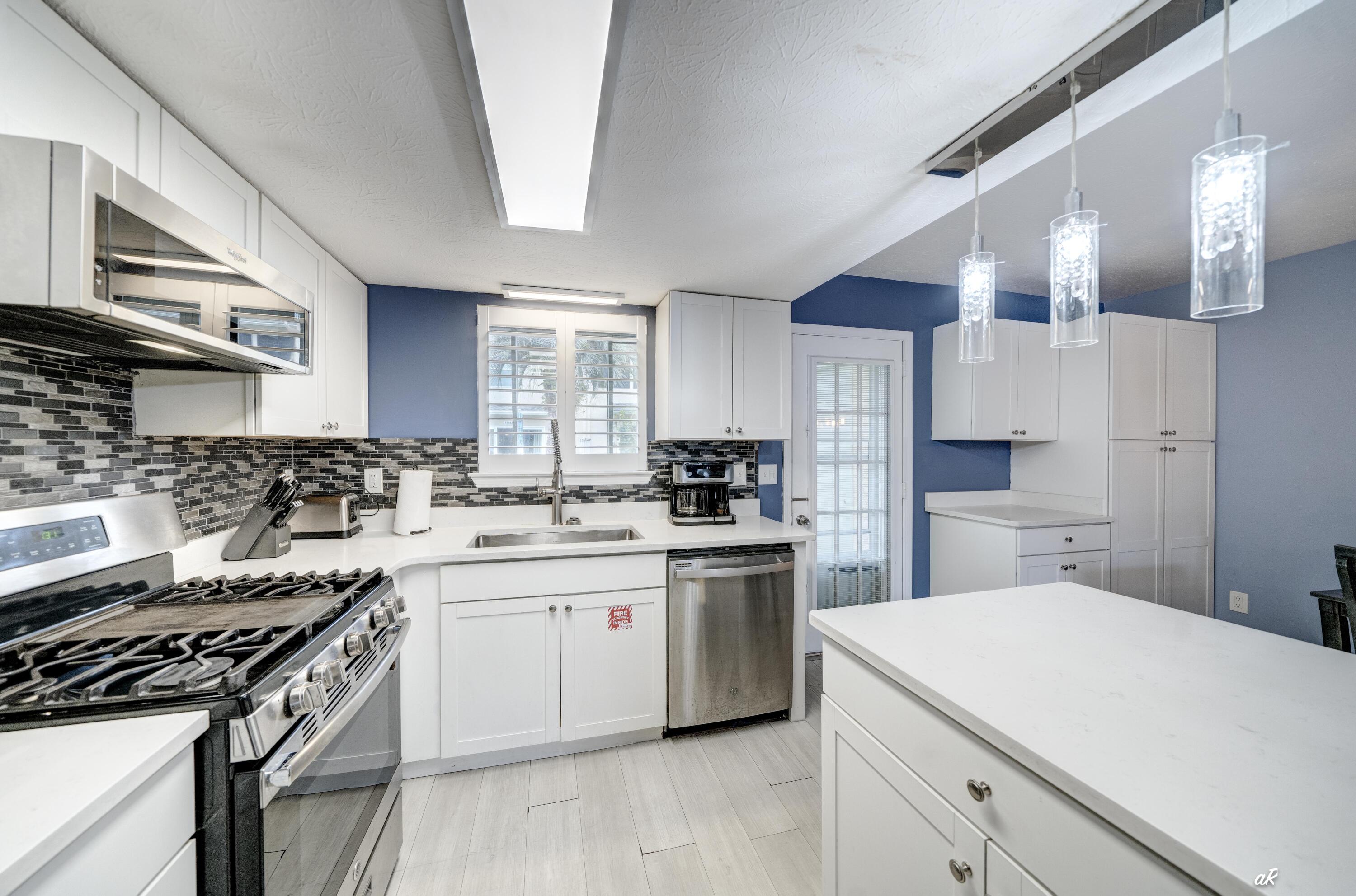 GULF HIGHLAND BEACH RESORT UNREC - Residential