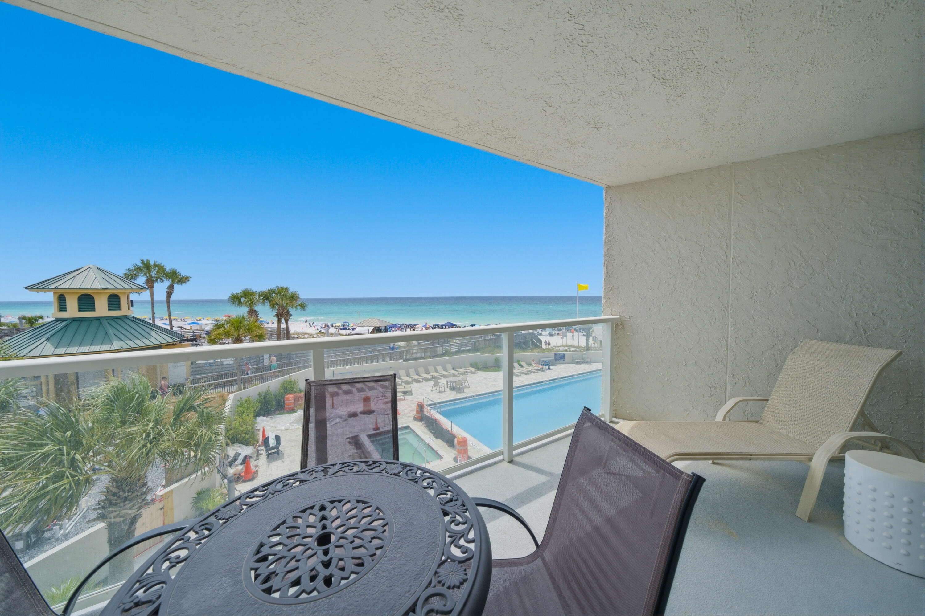 BEACHSIDE TWO - Residential
