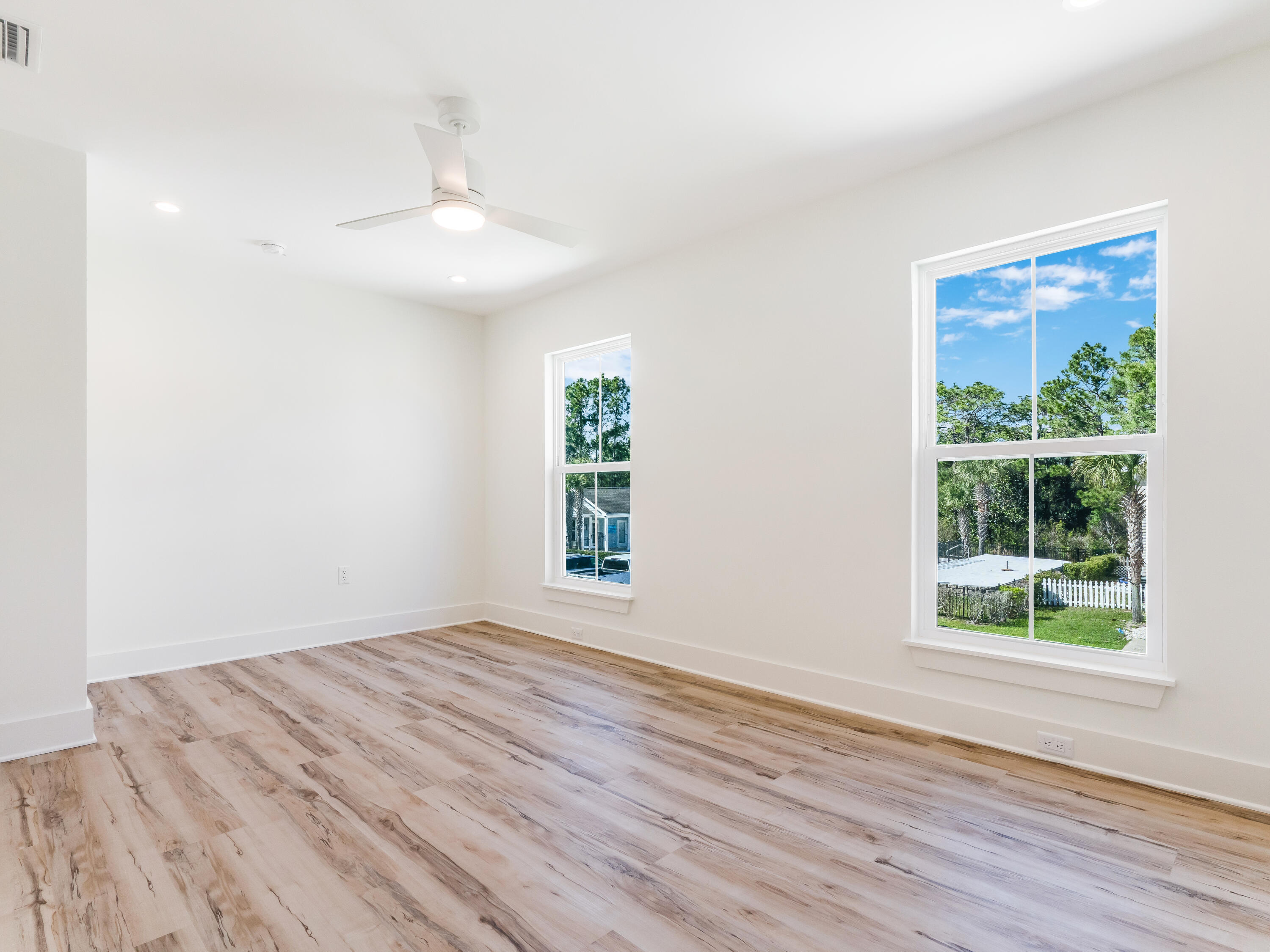 ENCHANTED ESTATES - Residential