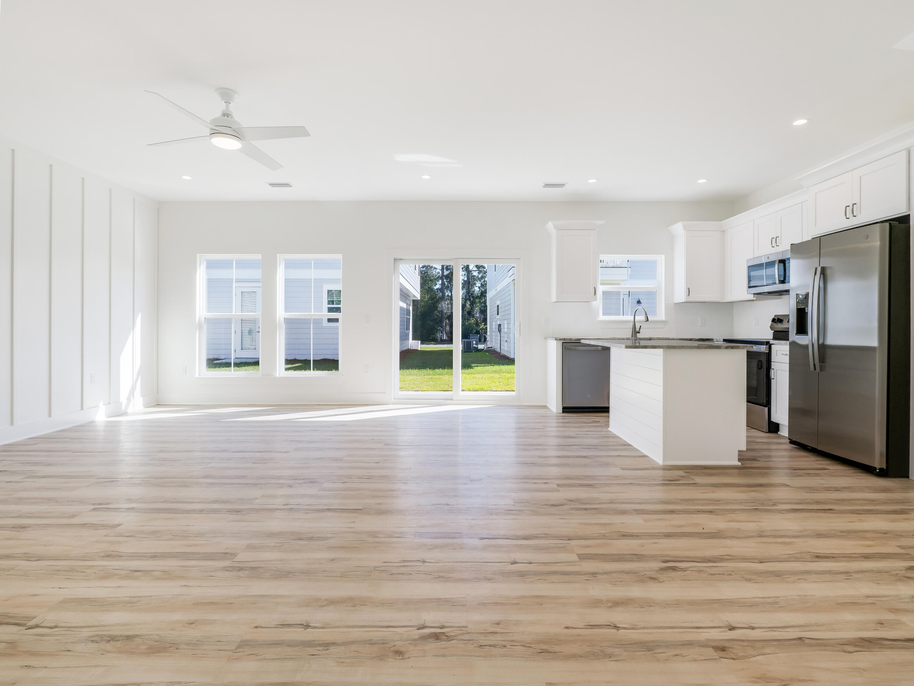 ENCHANTED ESTATES - Residential