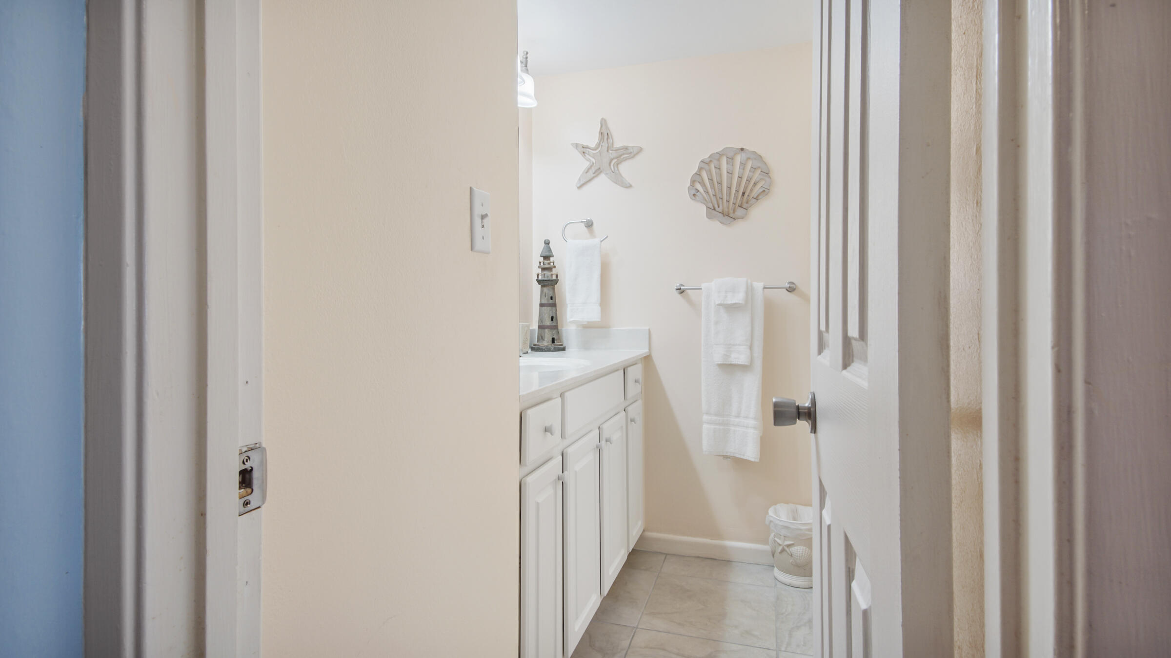 JETTY EAST CONDO - Residential