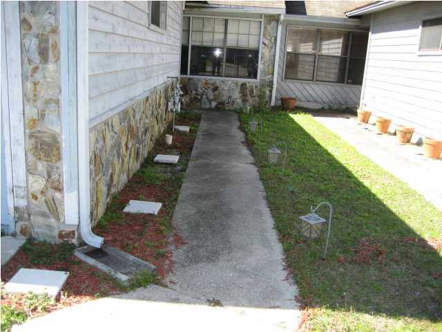 LONGLEAF HEIGHTS - Residential Lease