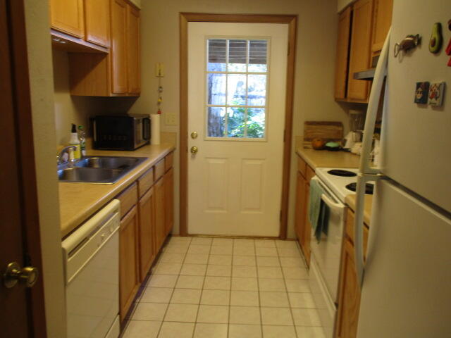 LONGLEAF HEIGHTS - Residential Lease