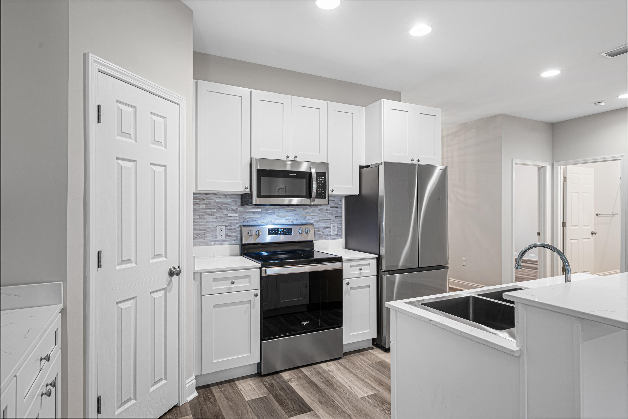 TOWN OF SANTA ROSA - Residential