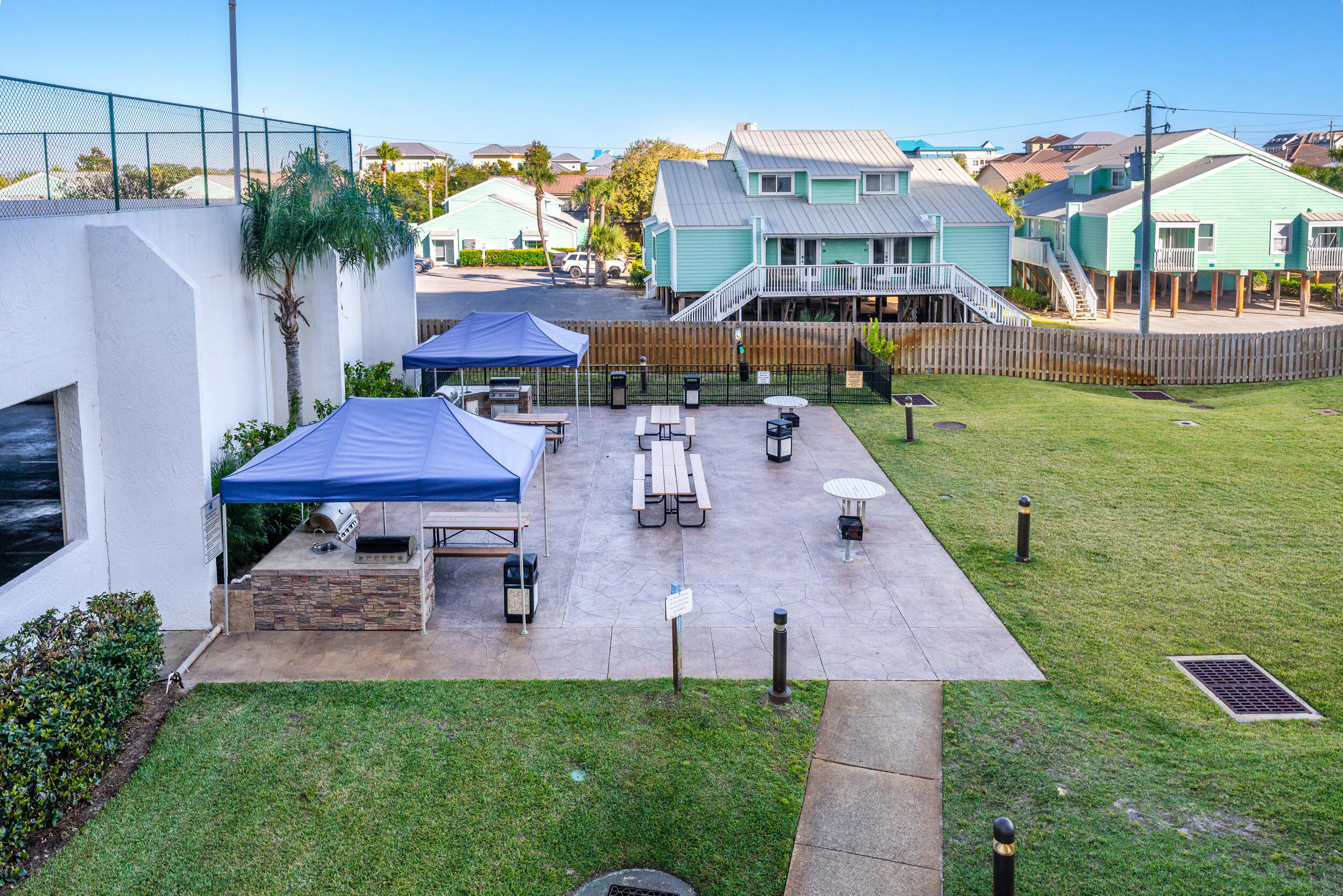 DESTIN SURFSIDE CONDO - Residential