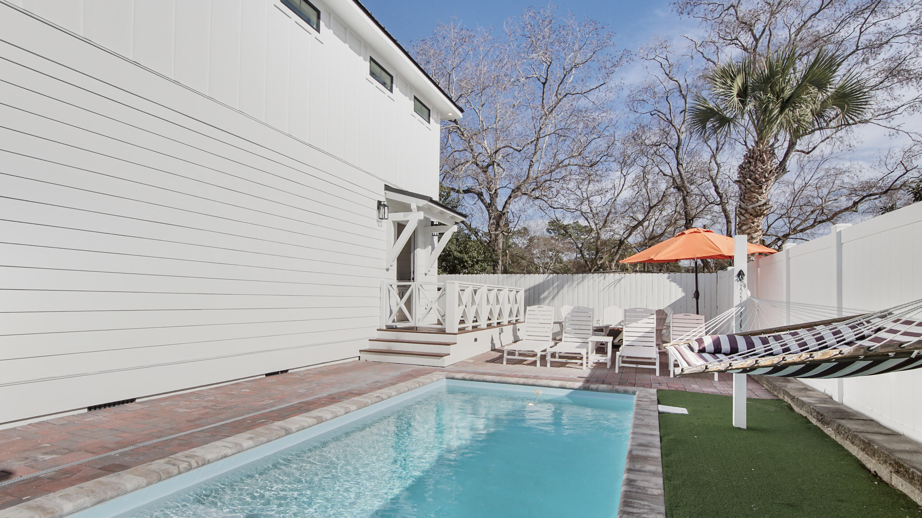 LAGUNA BEACH - Residential