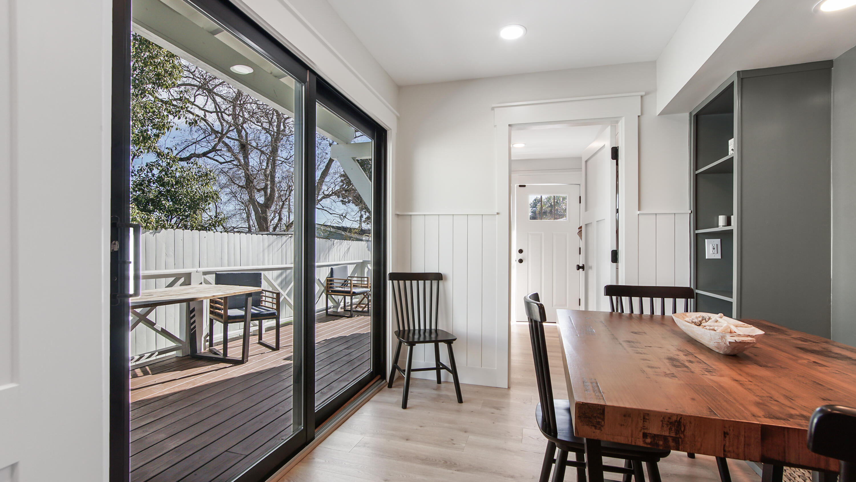 LAGUNA BEACH - Residential