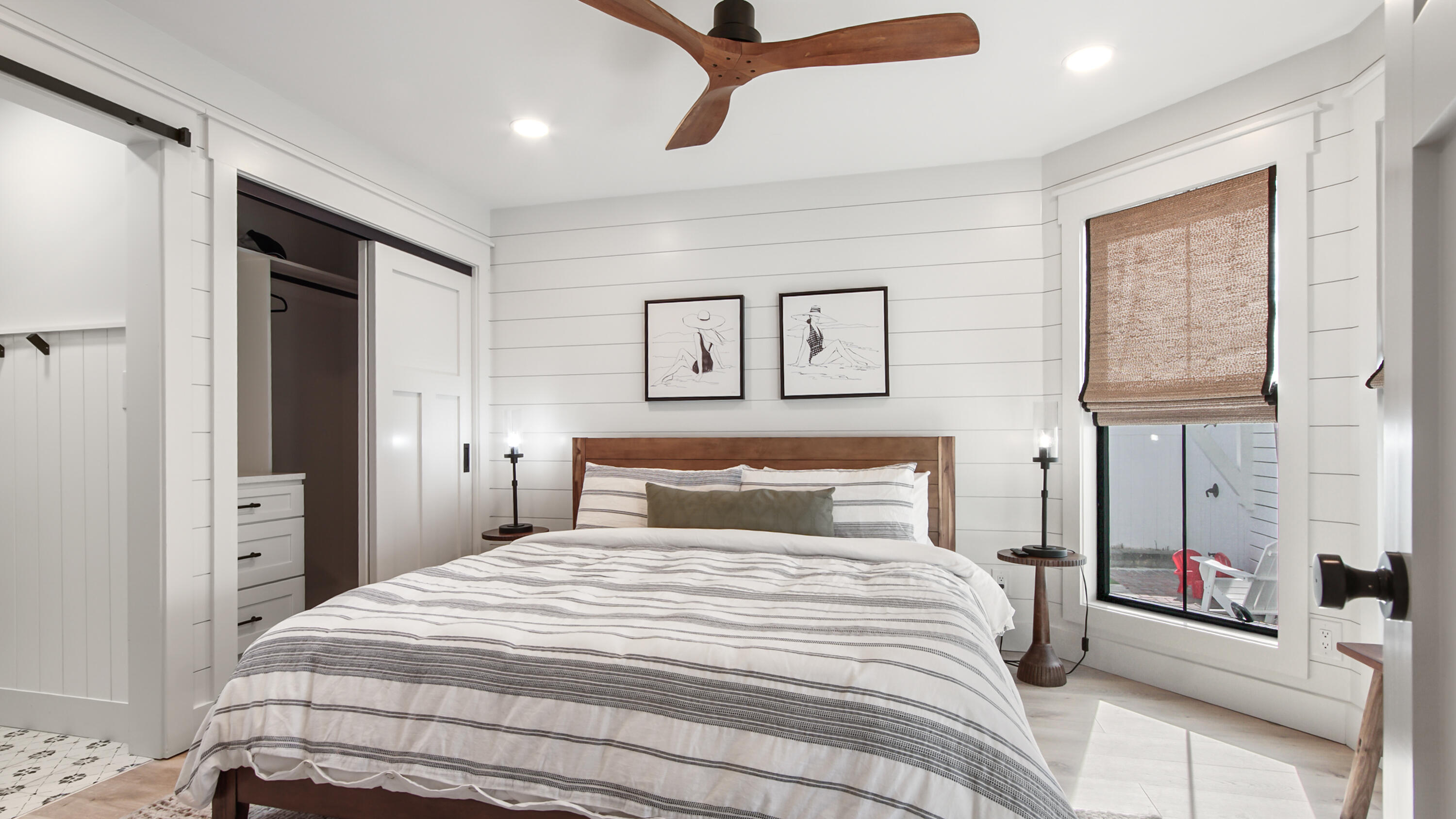 LAGUNA BEACH - Residential