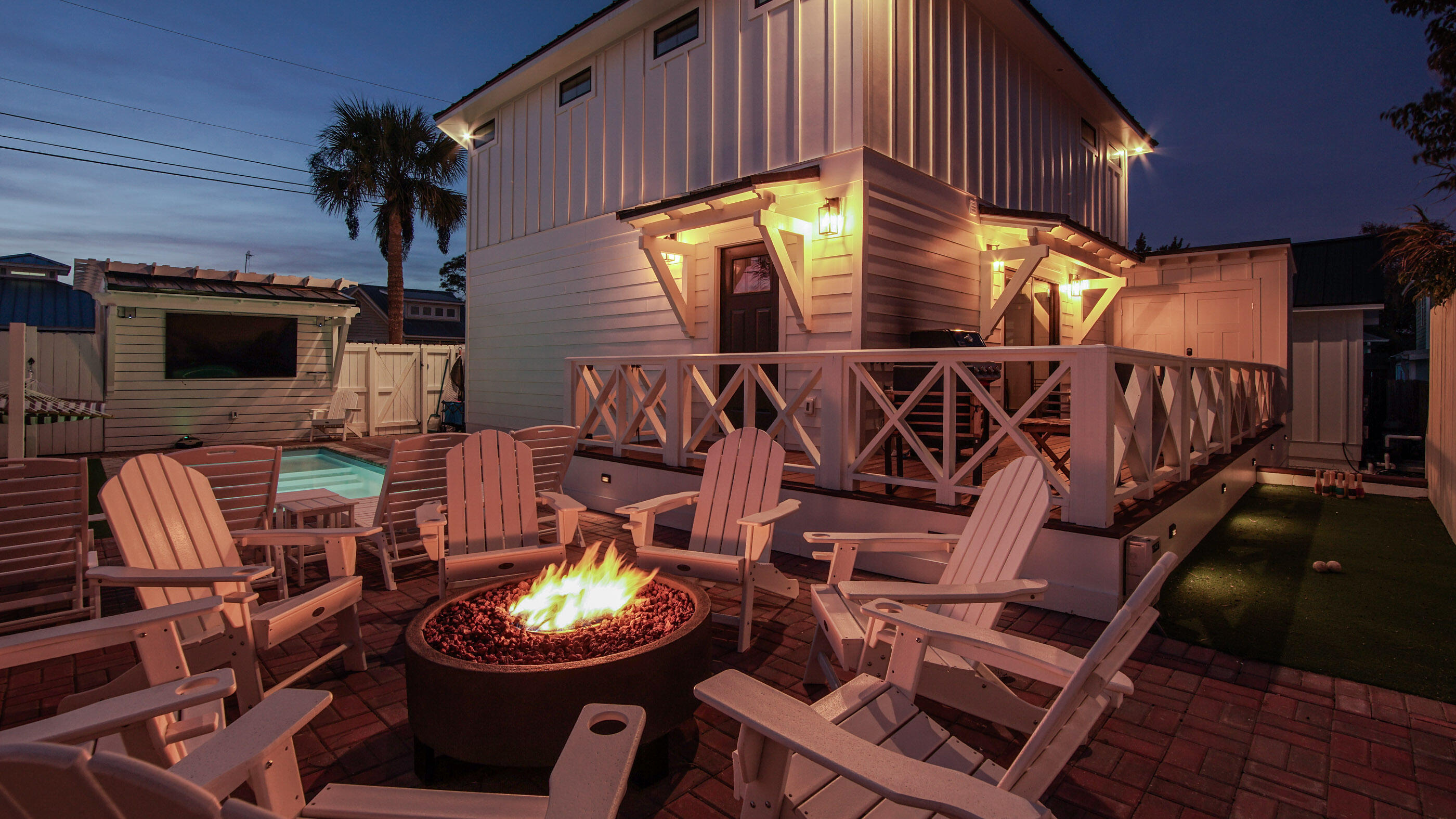 LAGUNA BEACH - Residential