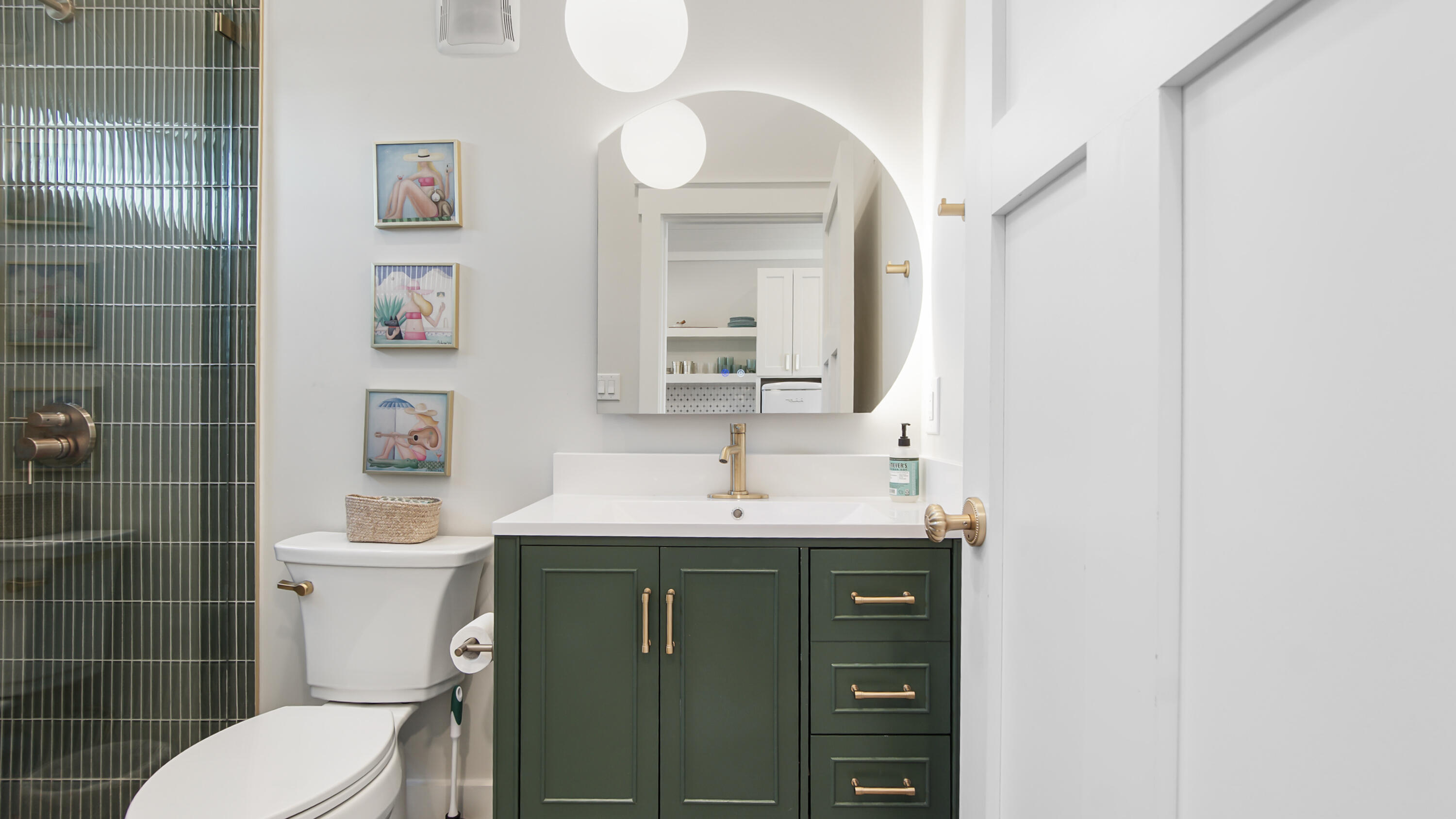 LAGUNA BEACH - Residential