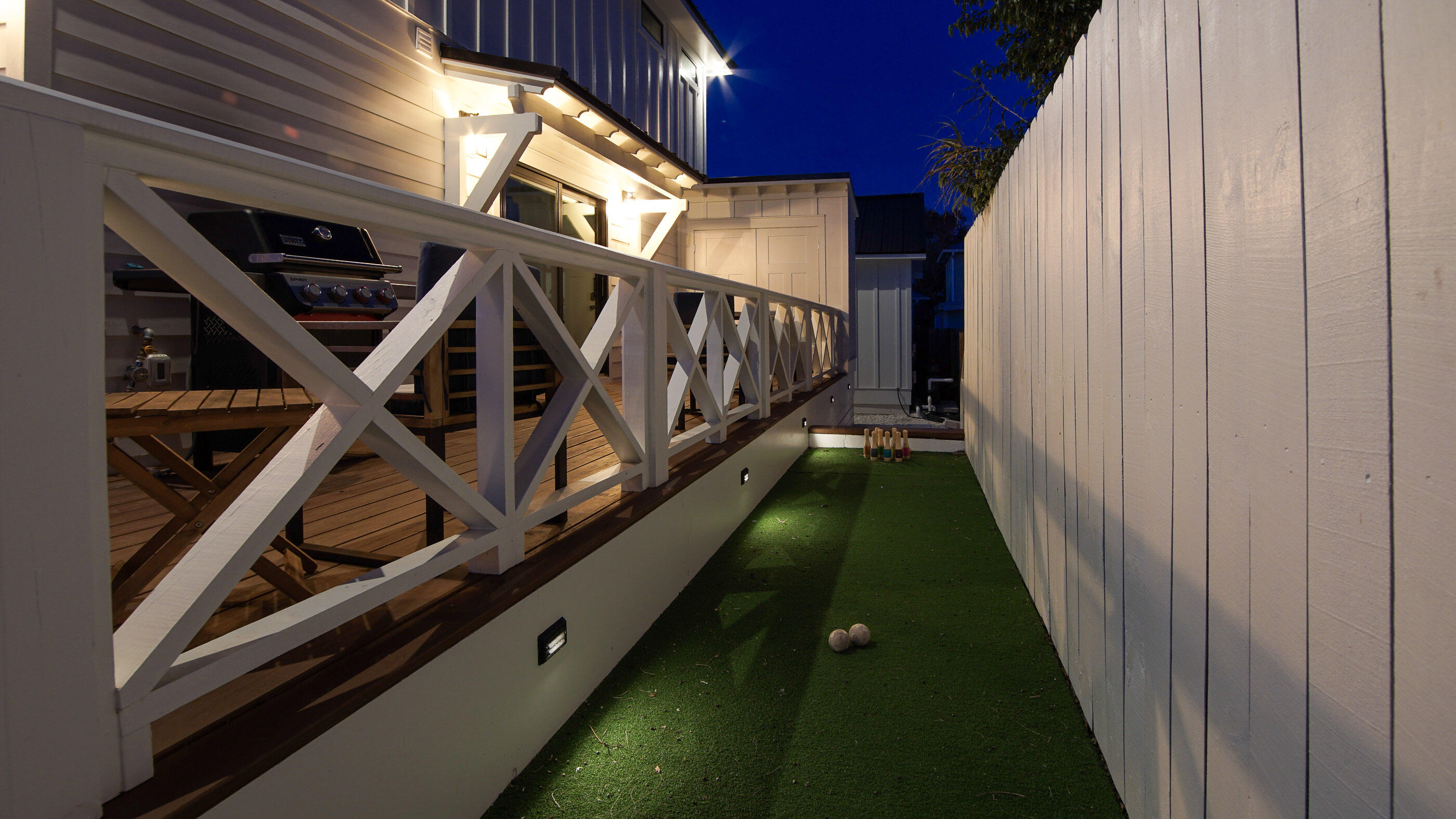 LAGUNA BEACH - Residential