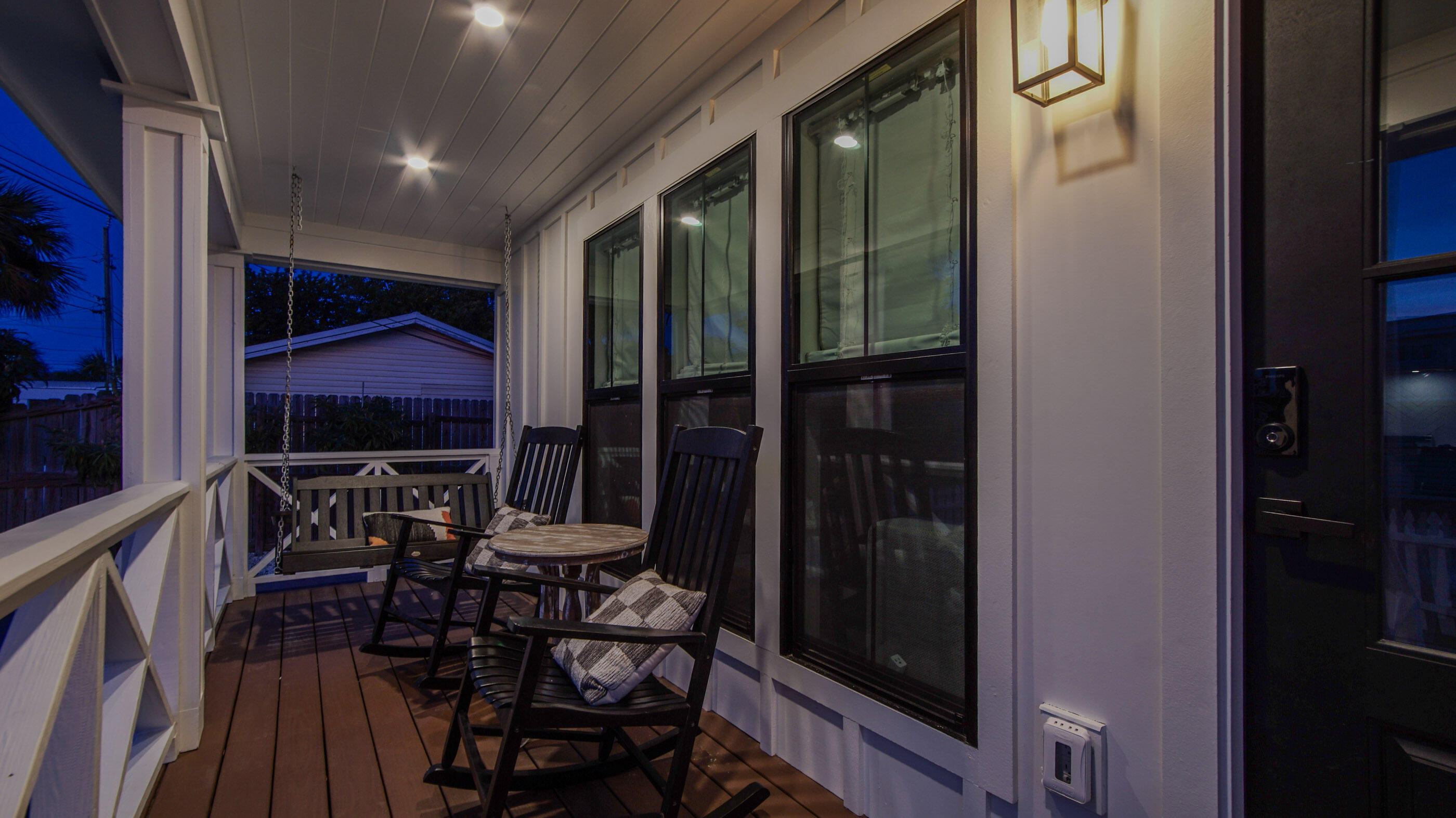 LAGUNA BEACH - Residential