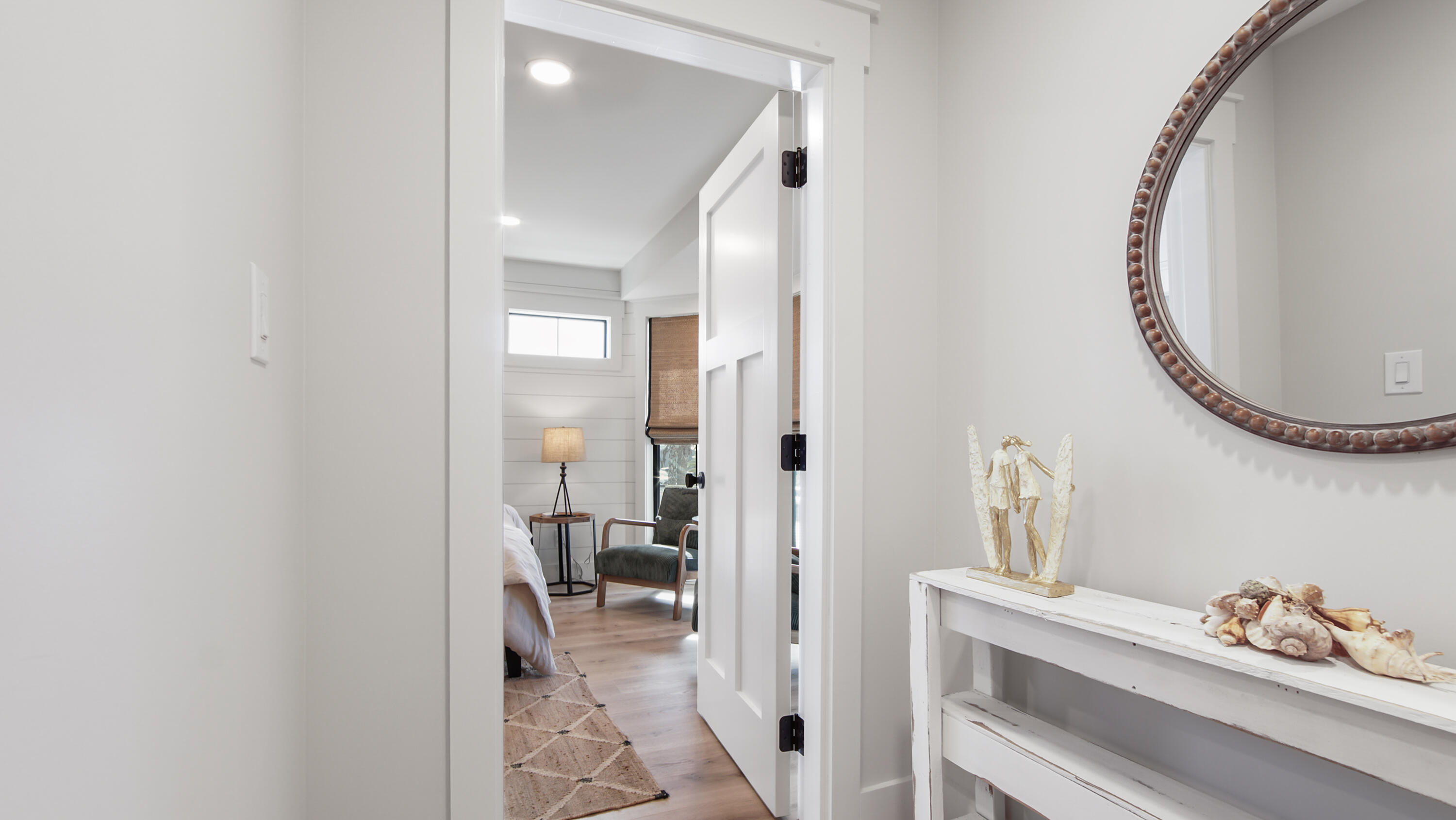 LAGUNA BEACH - Residential