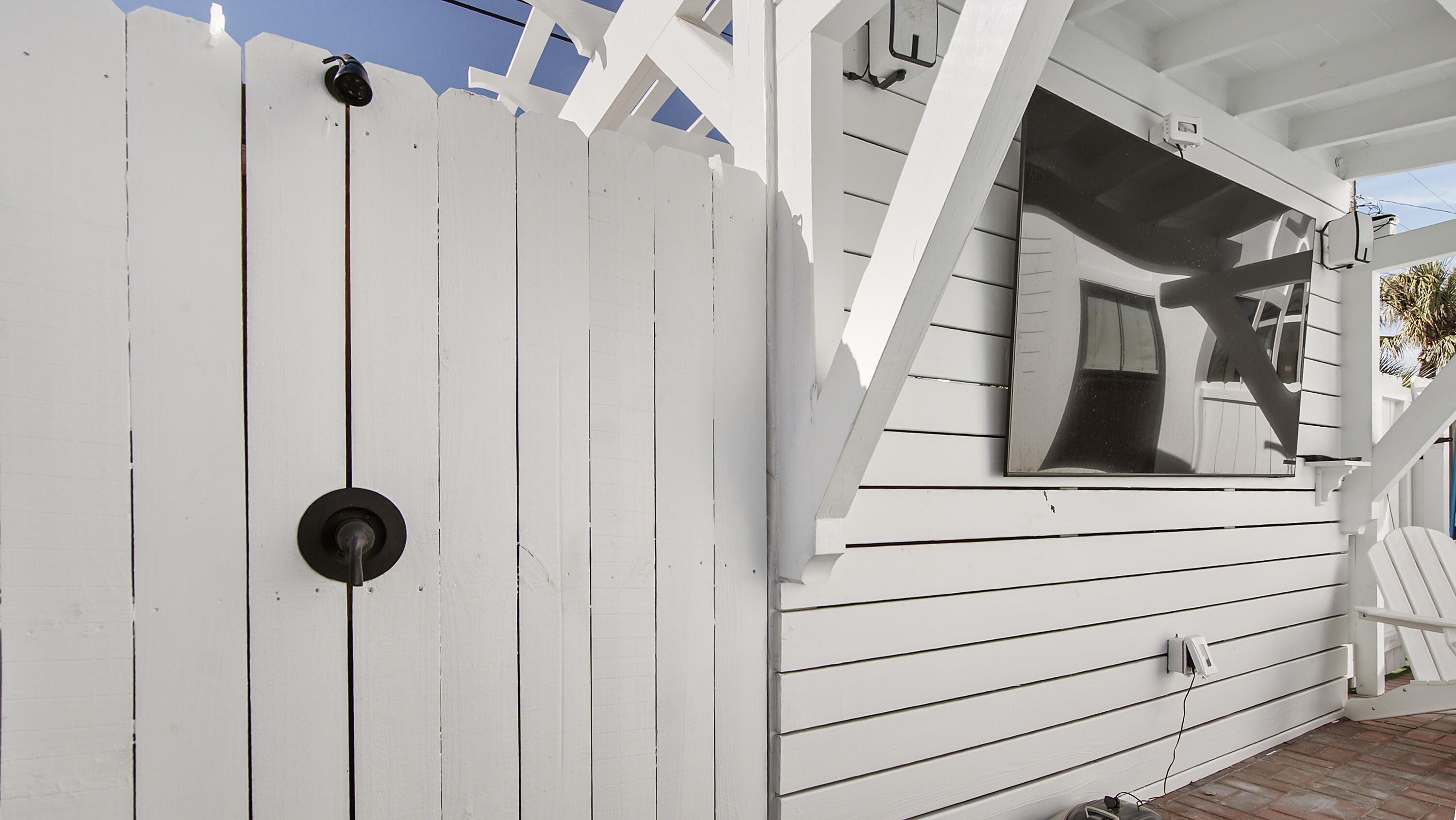 LAGUNA BEACH - Residential