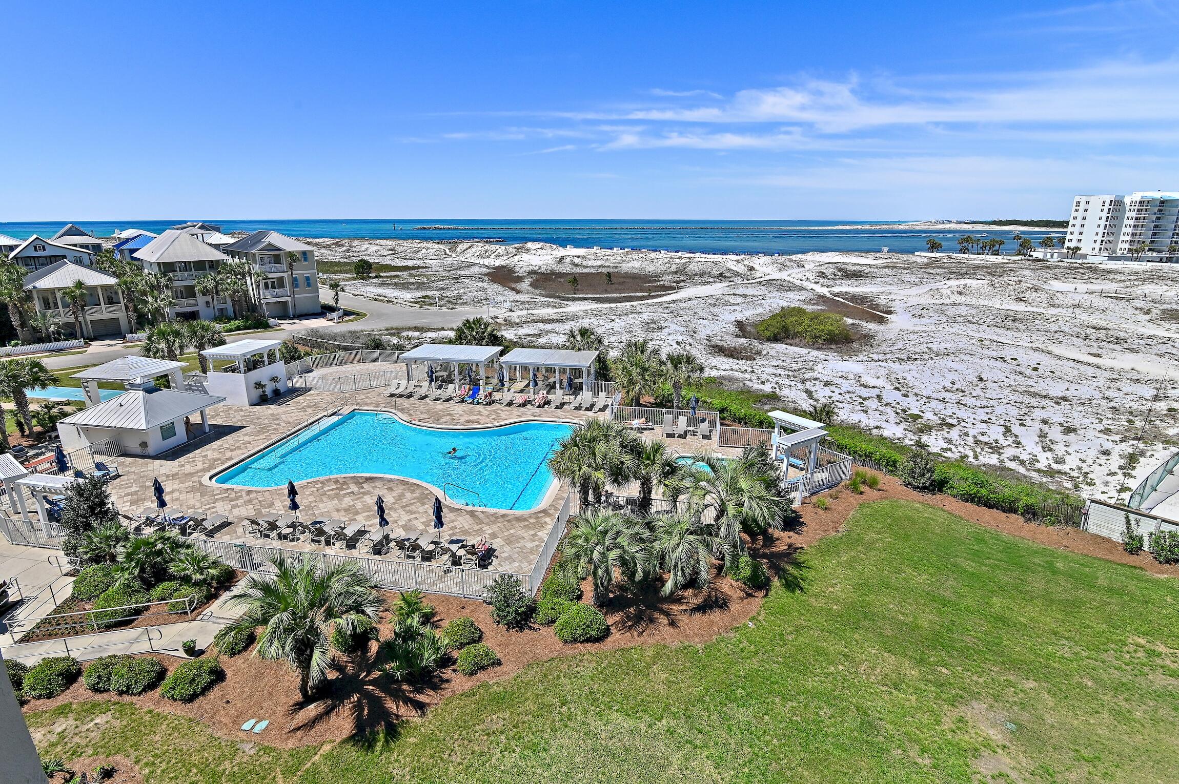 MAGNOLIA HOUSE - Residential