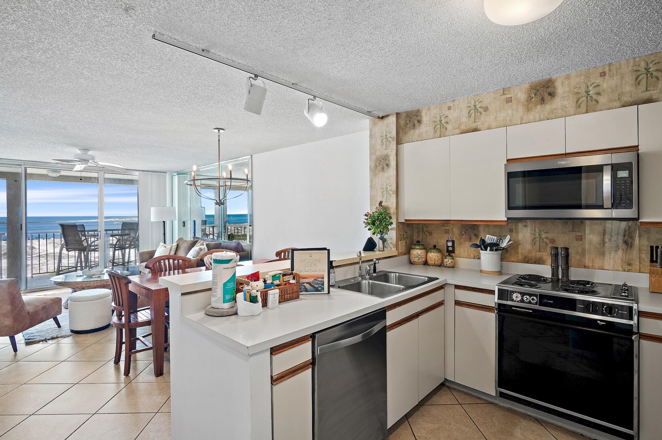 MAGNOLIA HOUSE - Residential