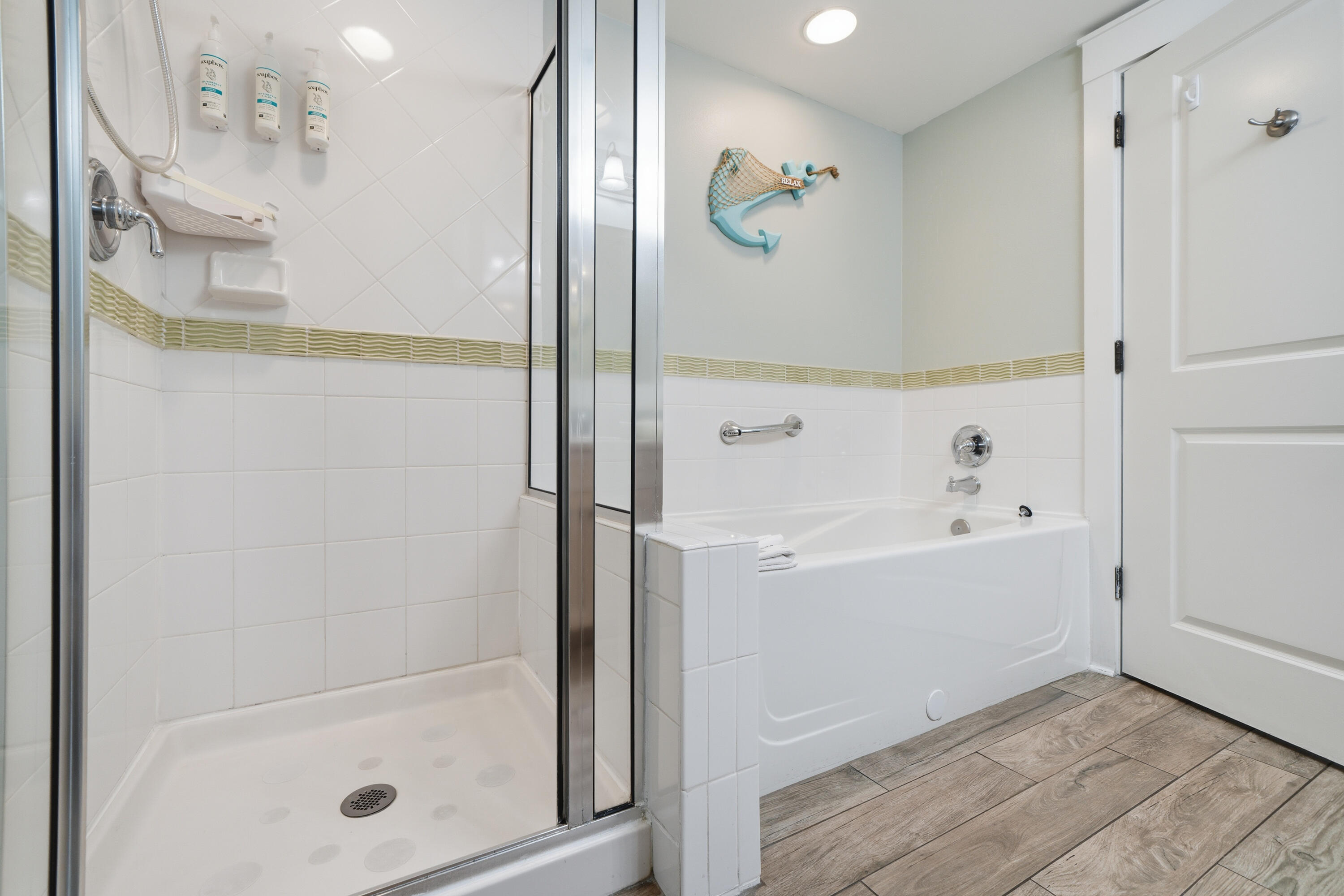 MARKET STREET INN - Residential