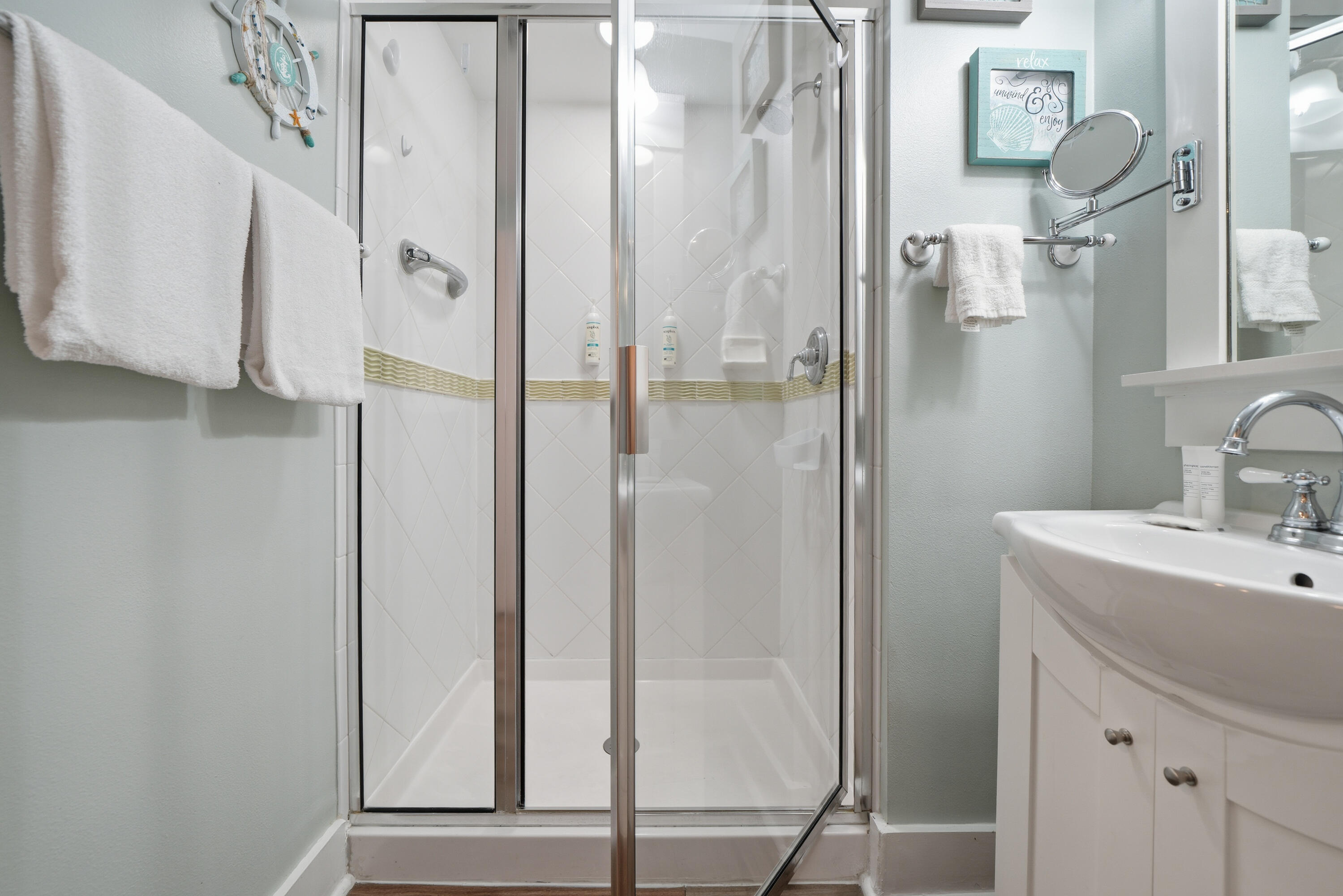 MARKET STREET INN - Residential