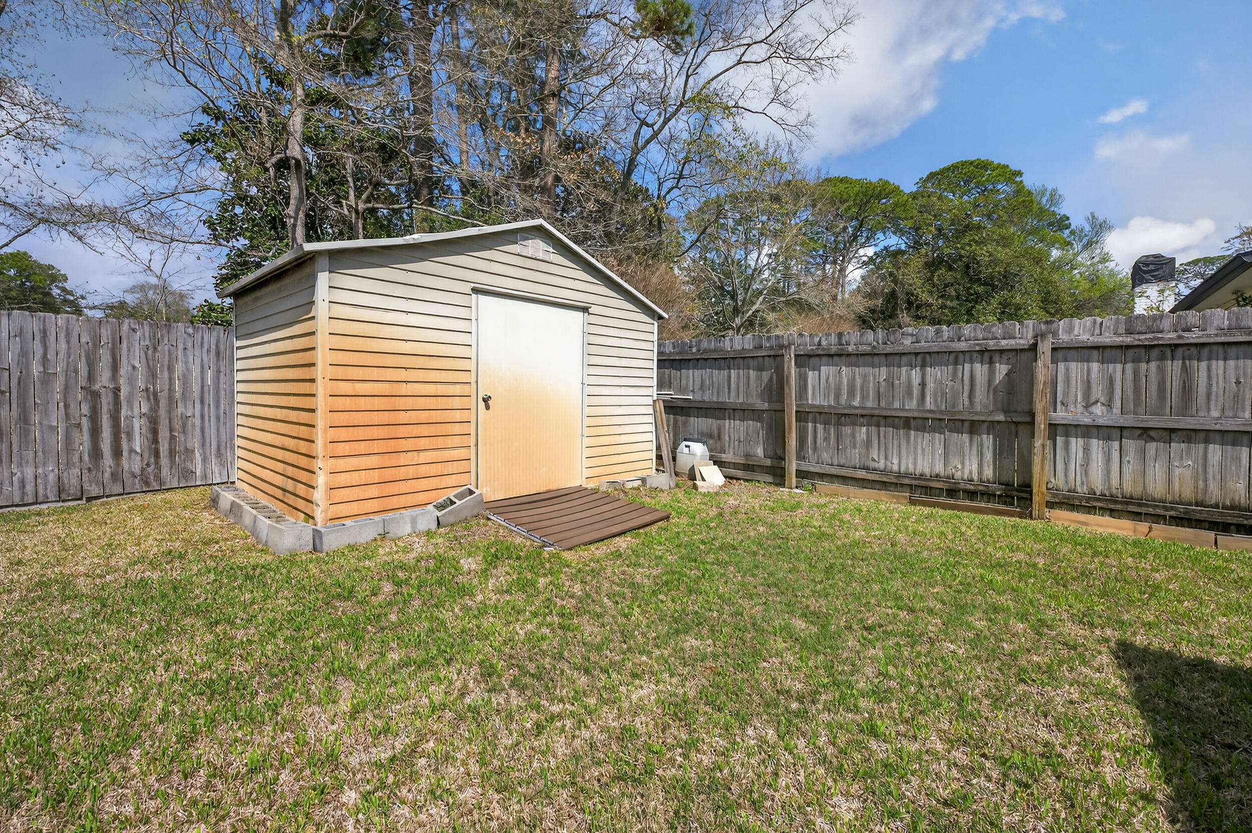 THE NICEVILLE PINES - Residential