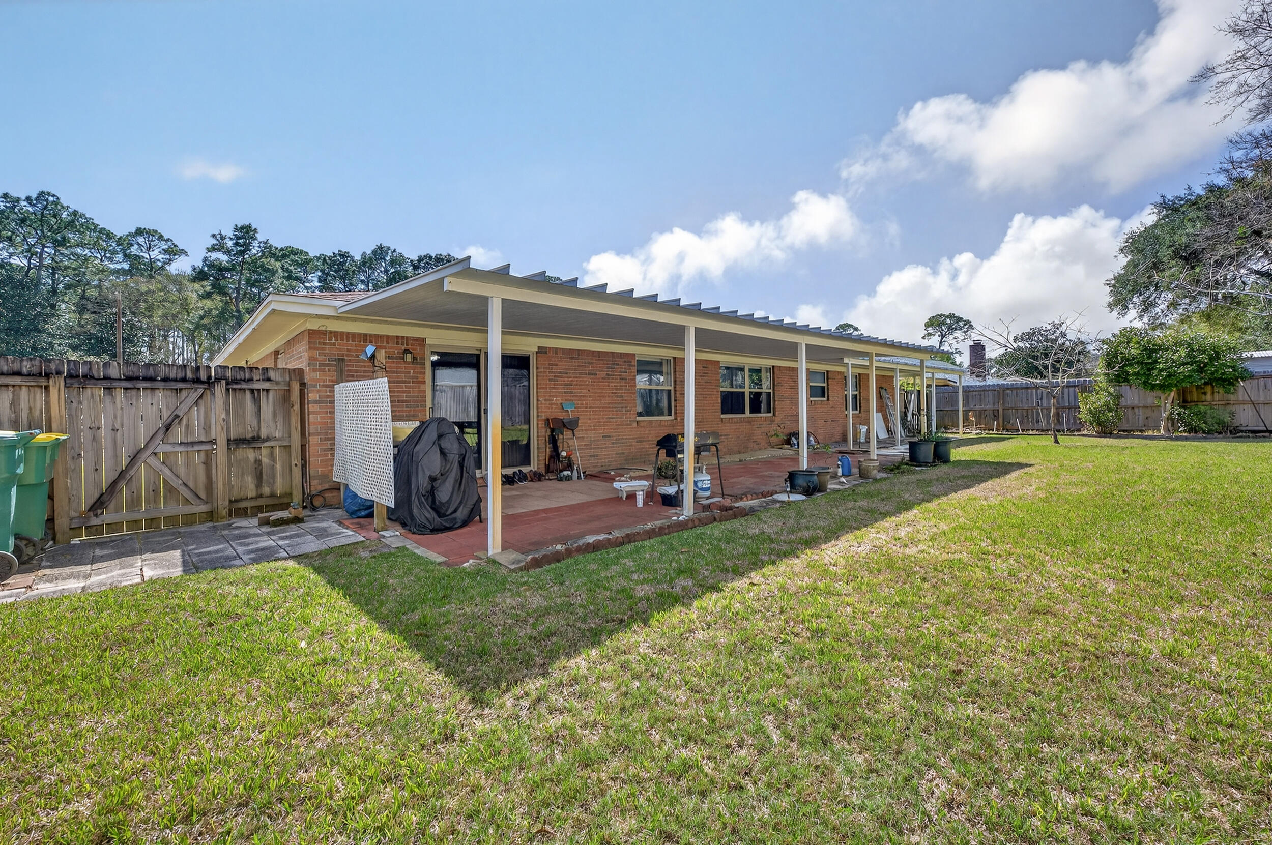 THE NICEVILLE PINES - Residential