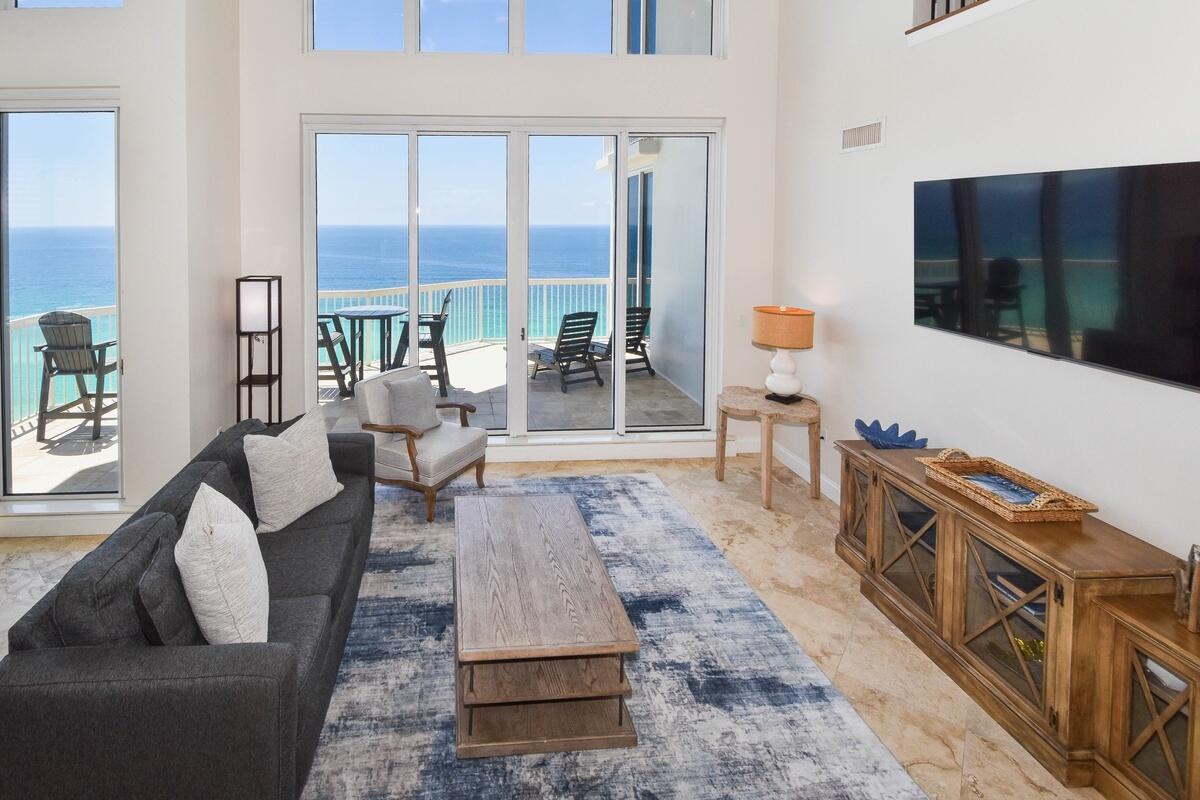 SILVER BEACH TOWERS - Residential