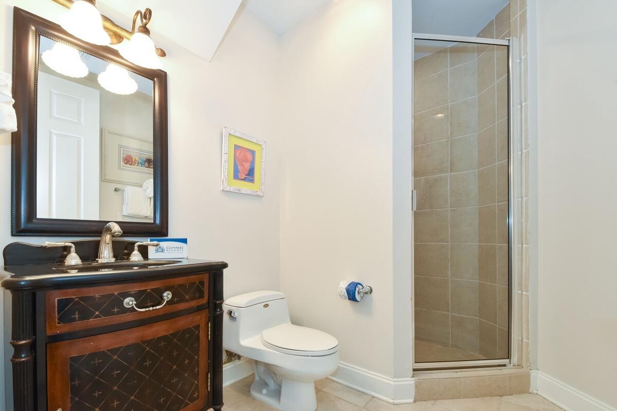 SILVER BEACH TOWERS - Residential