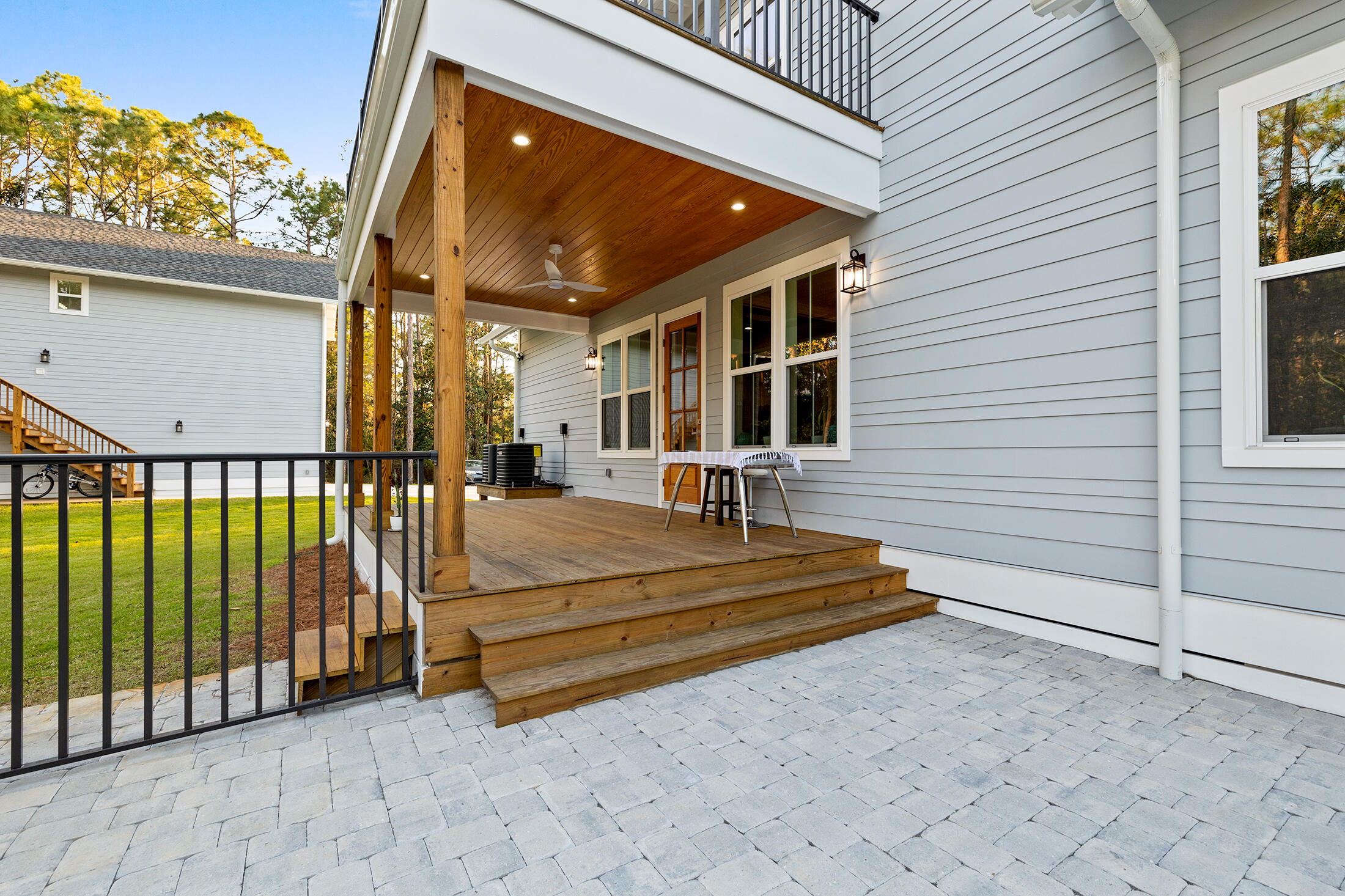 NONE / NO RECORDED SUBDIVISION - Residential