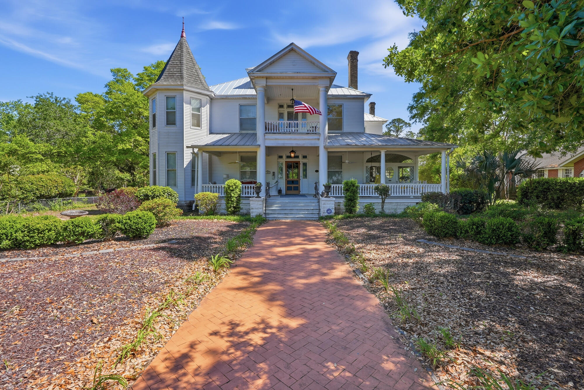 TOWN OF DEFUNIAK SPRINGS - Residential